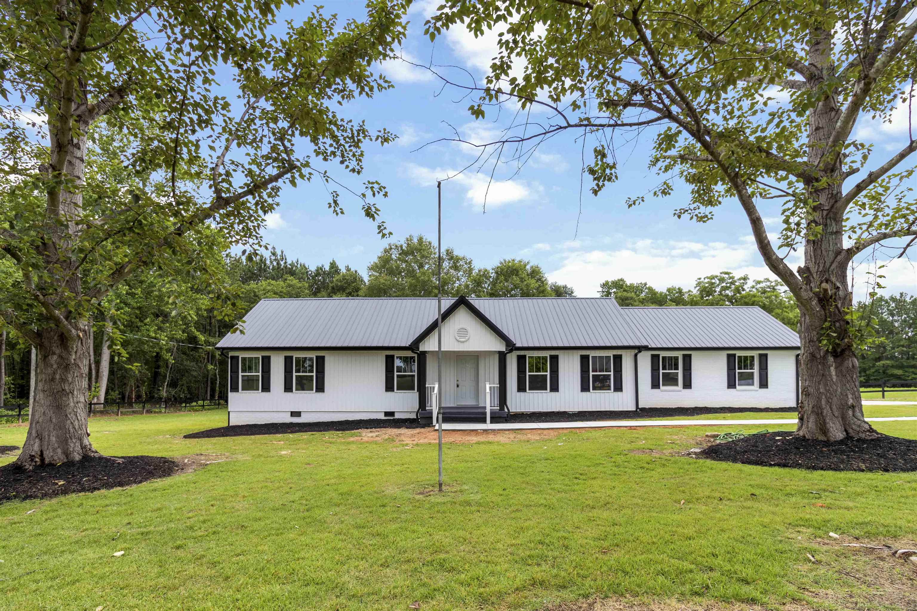 1620 Bishop Road Property Photo 6