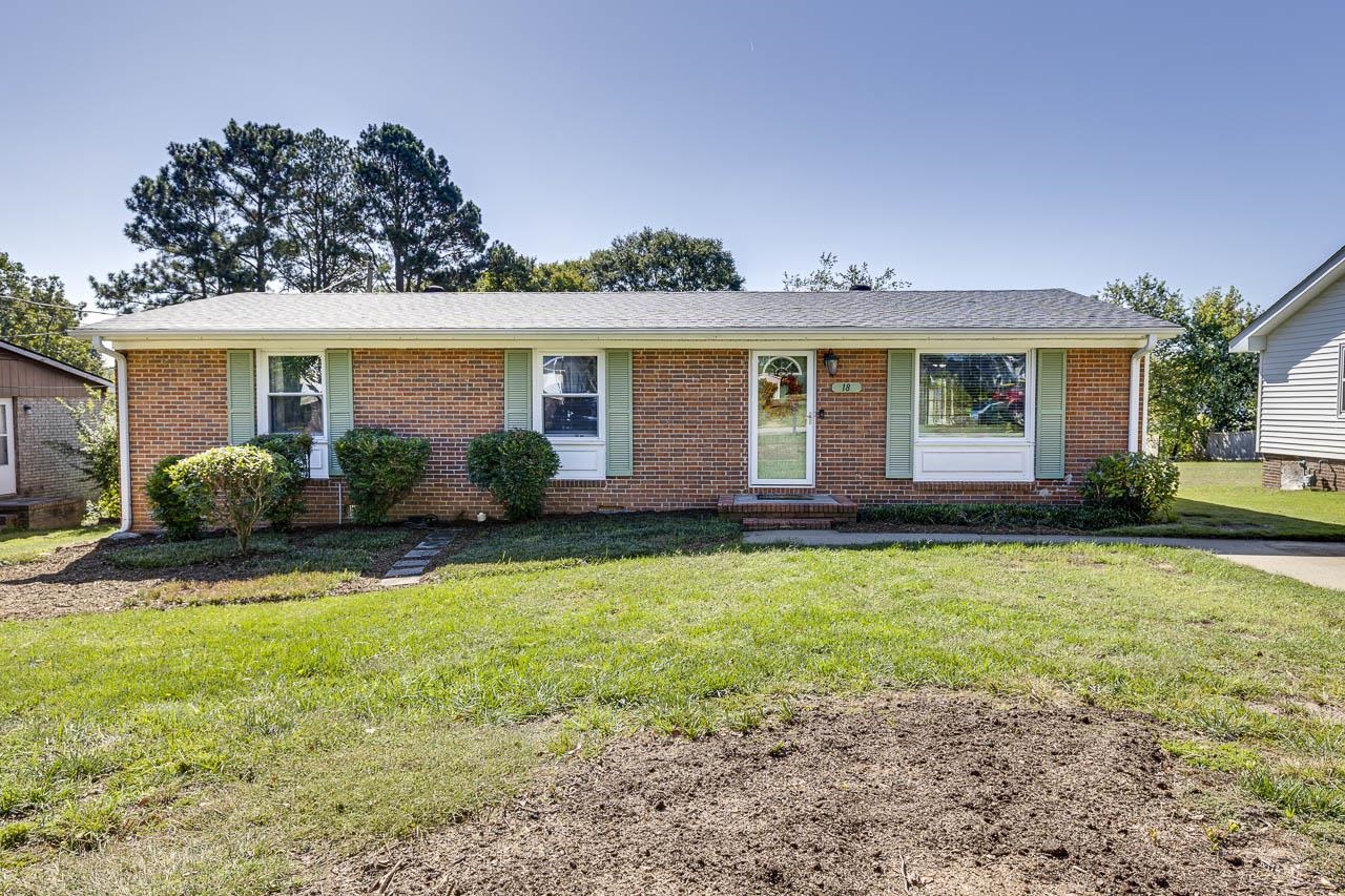 18 Sunrise Drive Property Photo 1