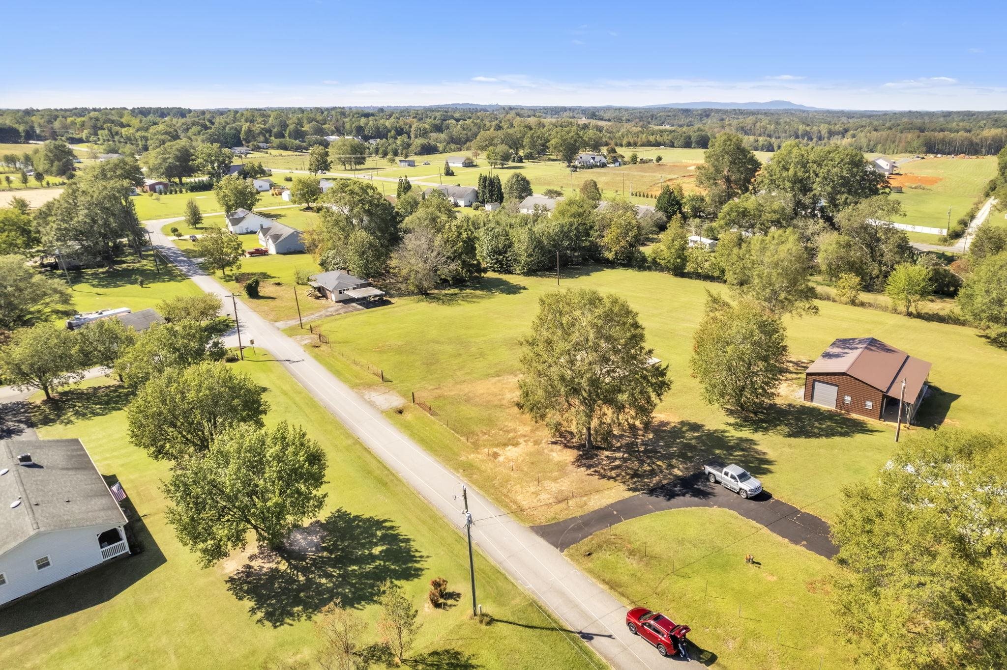 329719 Property Photo 3