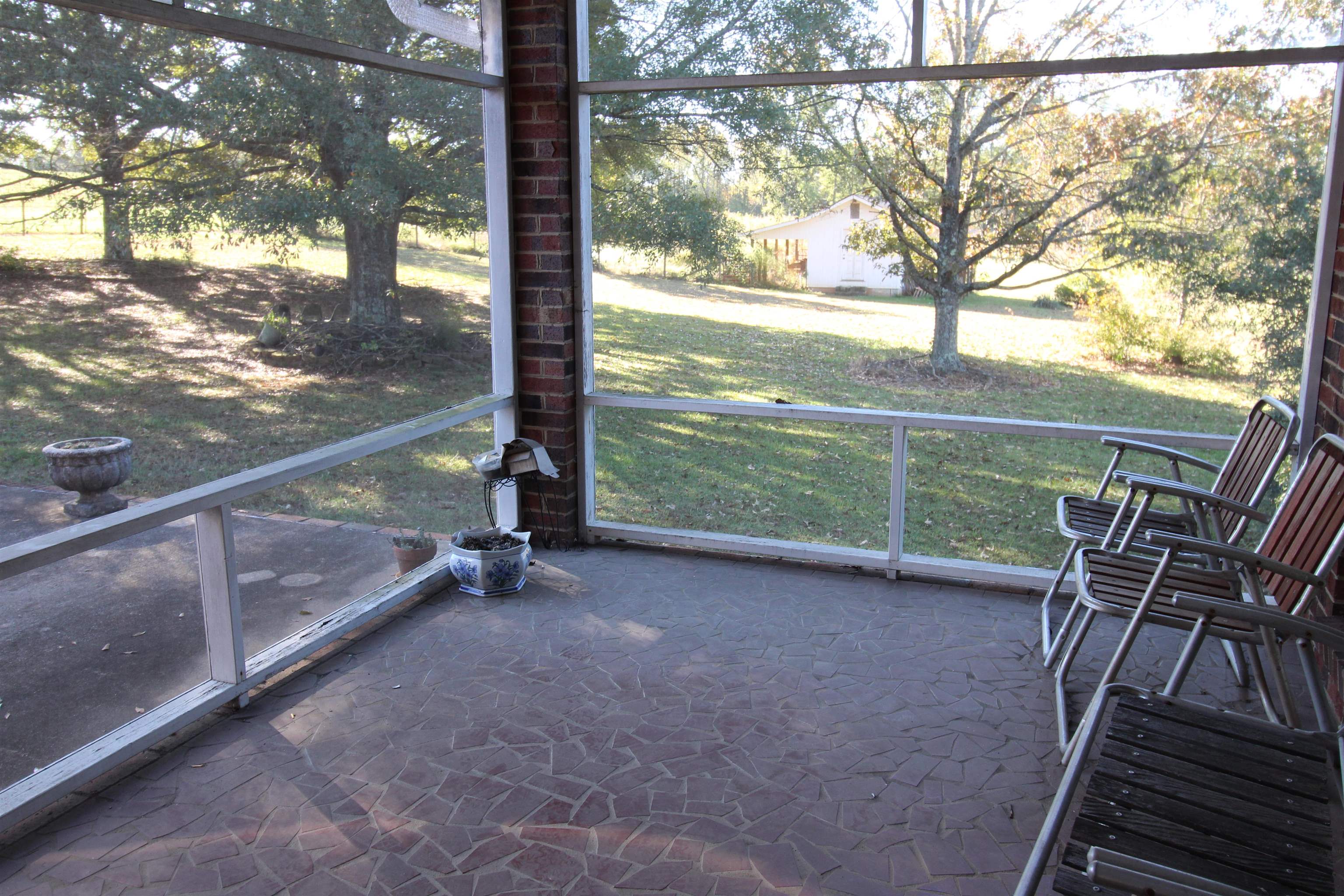 351 Smith Wall Road Property Photo 4