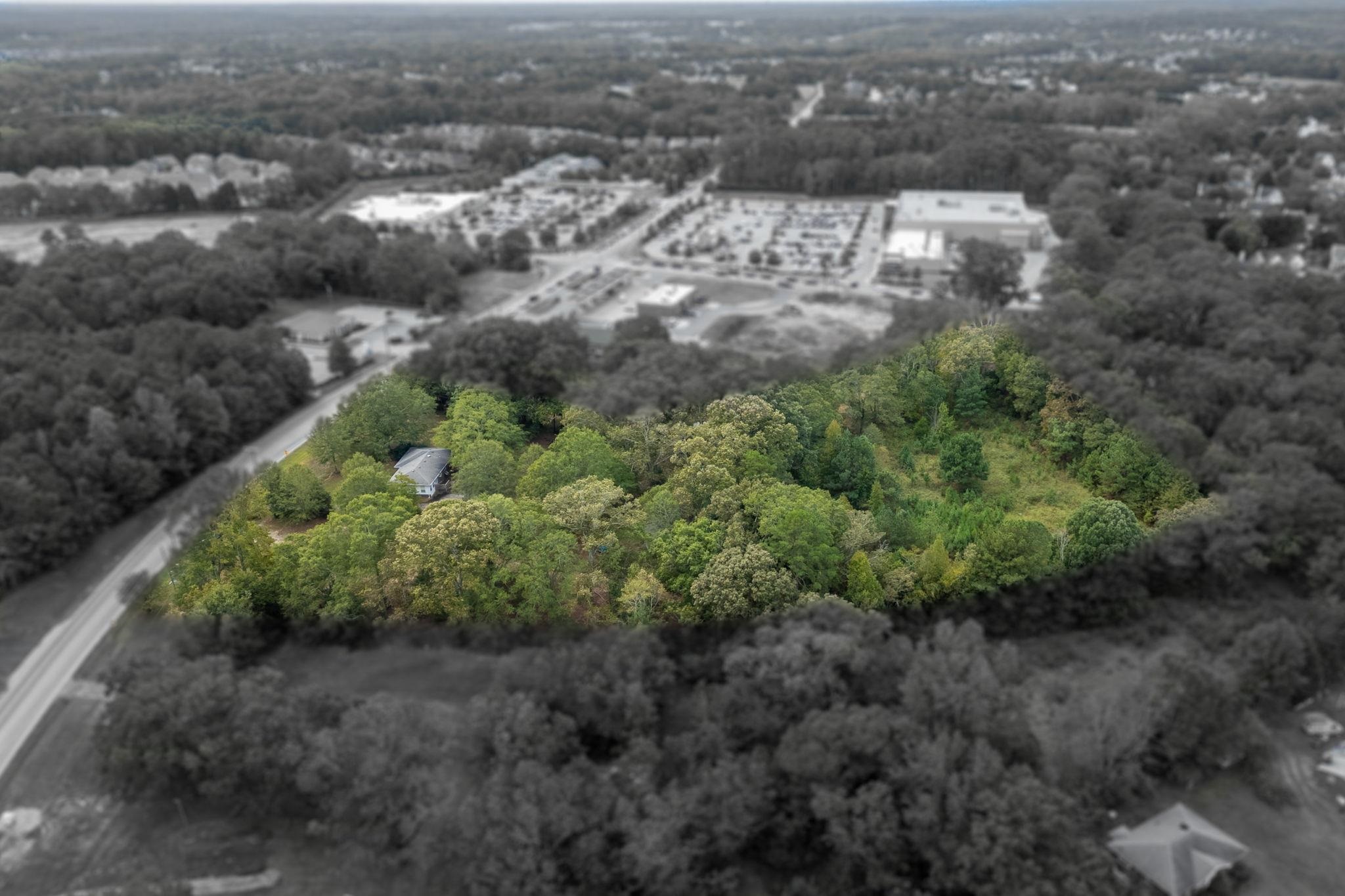 330329 Property Photo 30