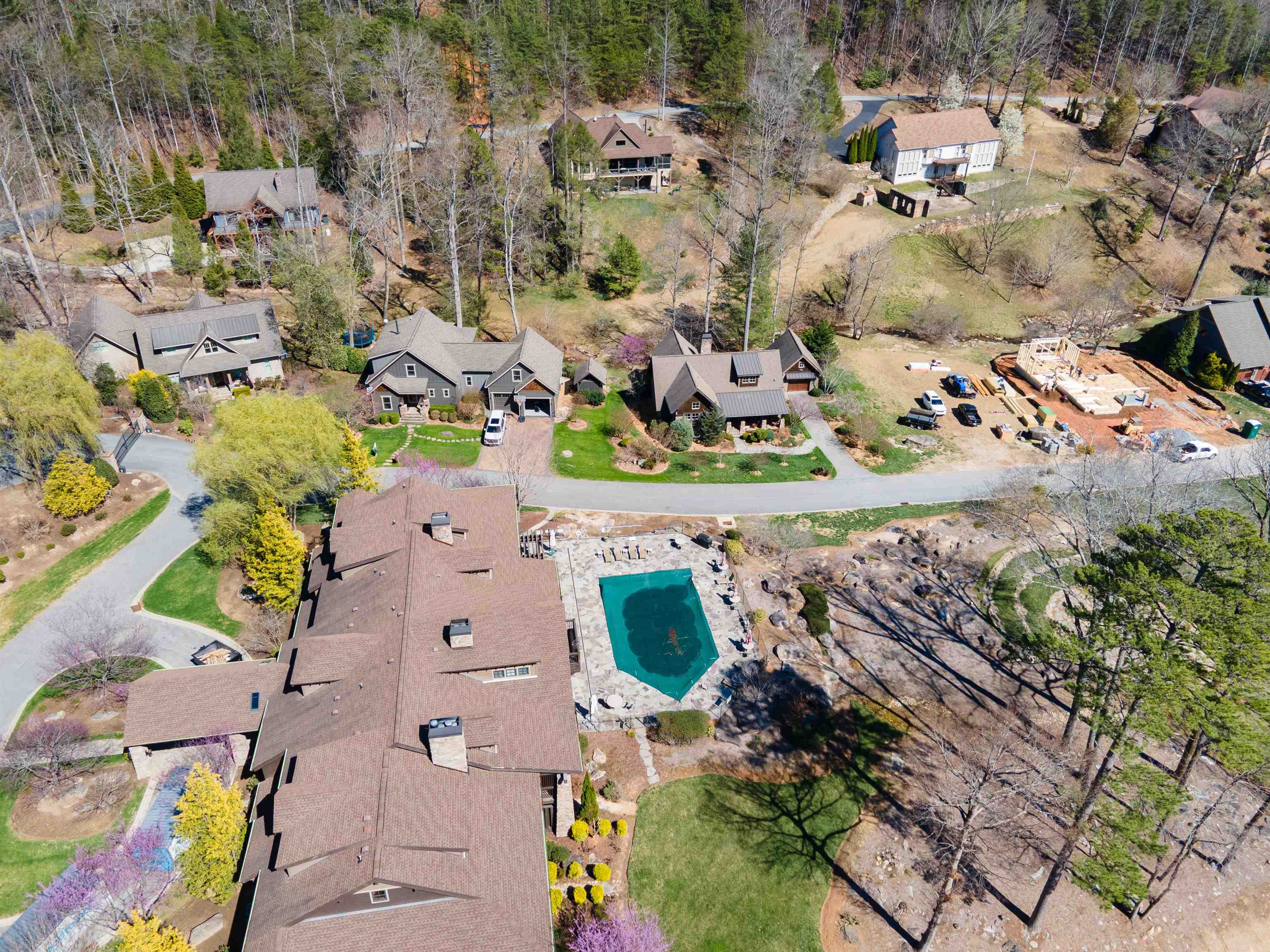 330335 Property Photo 22