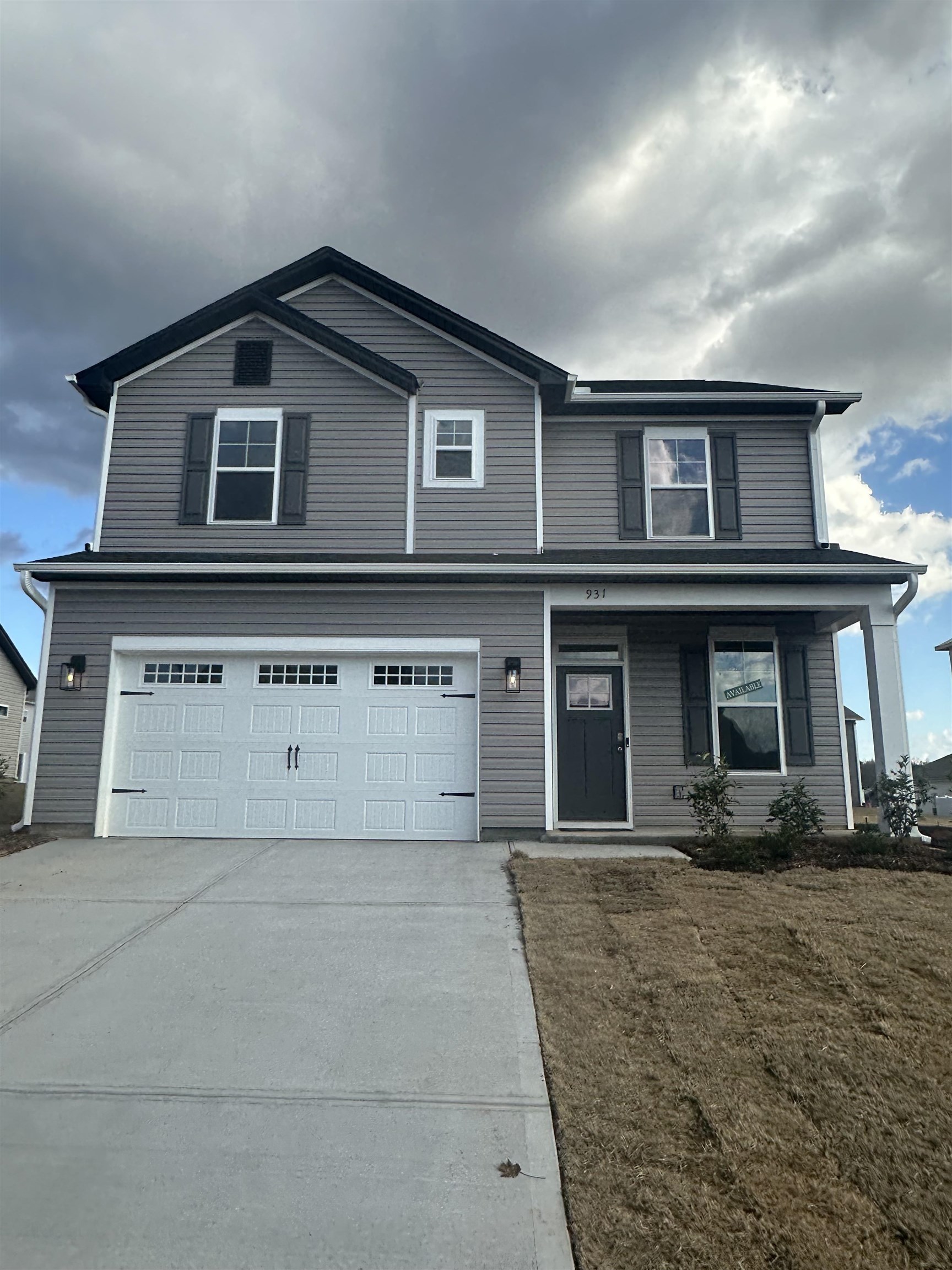 931 Gibbons Street Property Photo 1