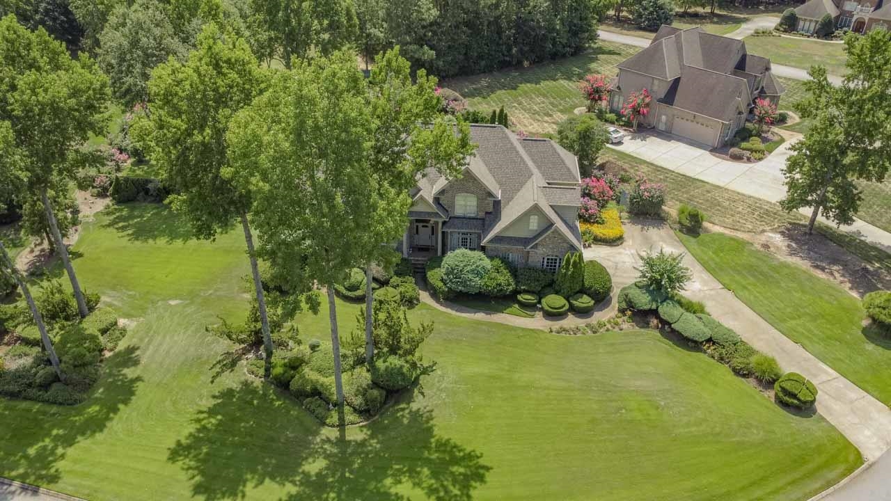 11 Sanibel Oaks Drive Property Photo 2