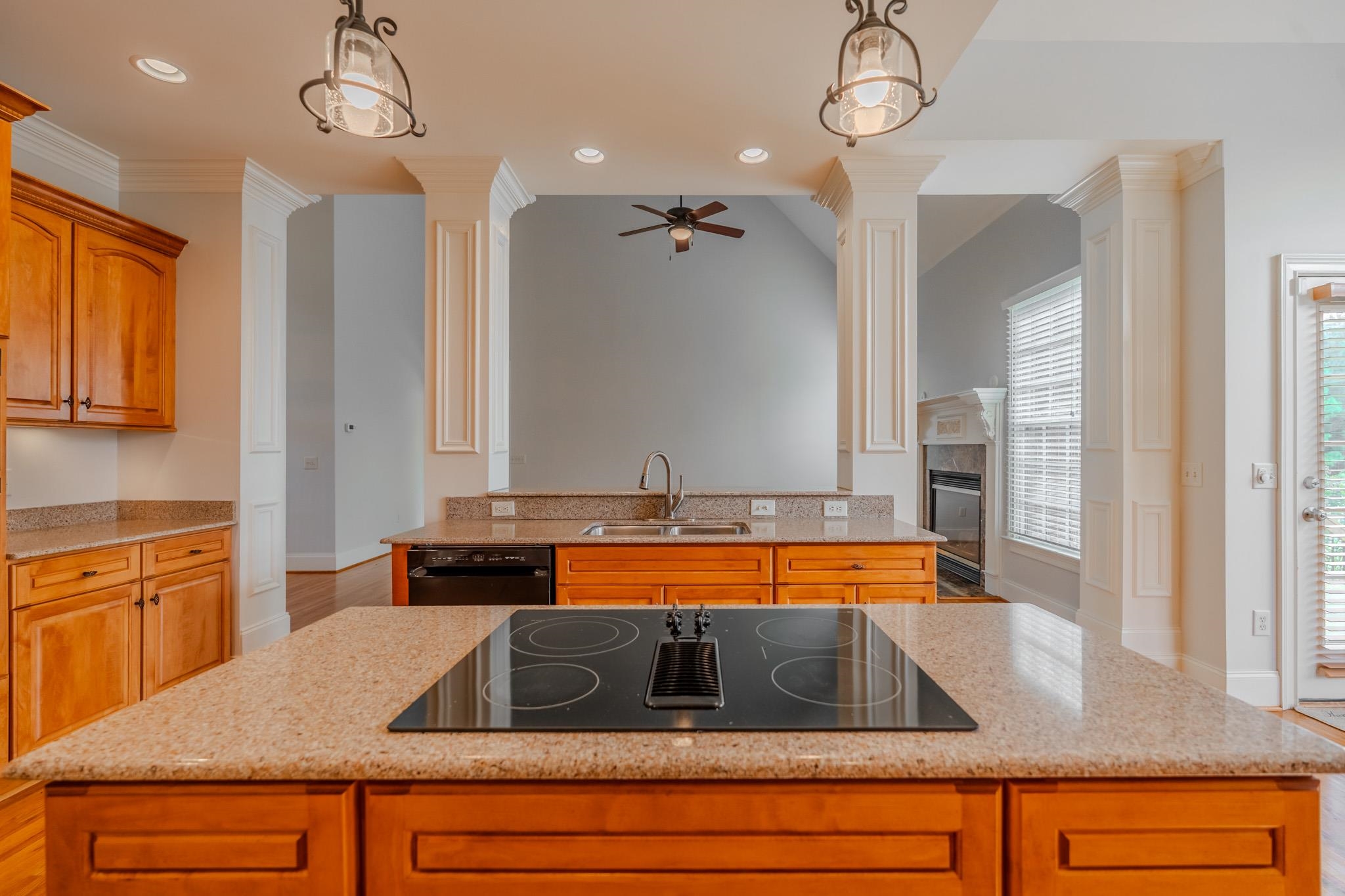 11 Sanibel Oaks Drive Property Photo 6