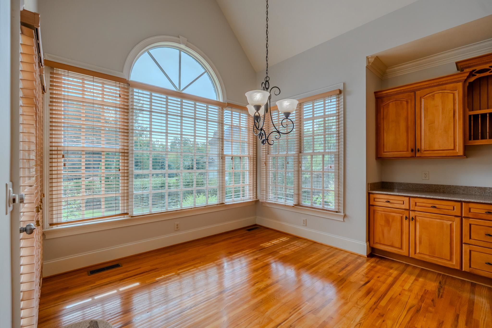 11 Sanibel Oaks Drive Property Photo 8