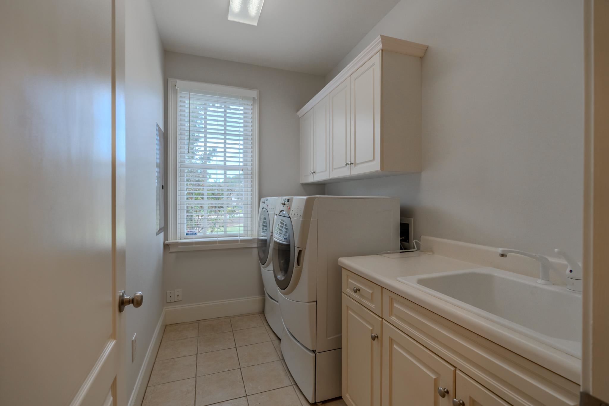 11 Sanibel Oaks Drive Property Photo 23