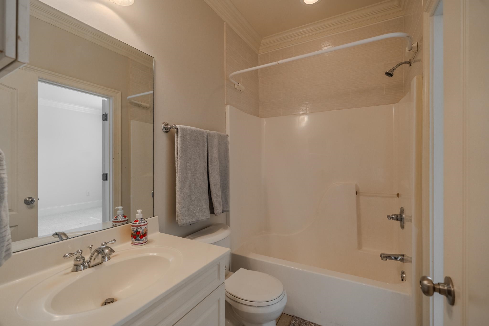 11 Sanibel Oaks Drive Property Photo 30