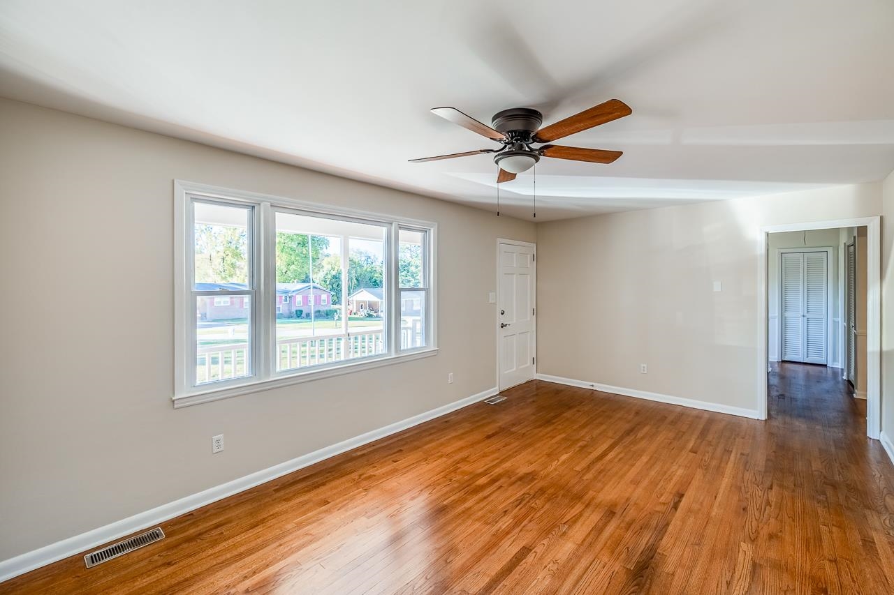 917 Beverly Drive Property Photo 3