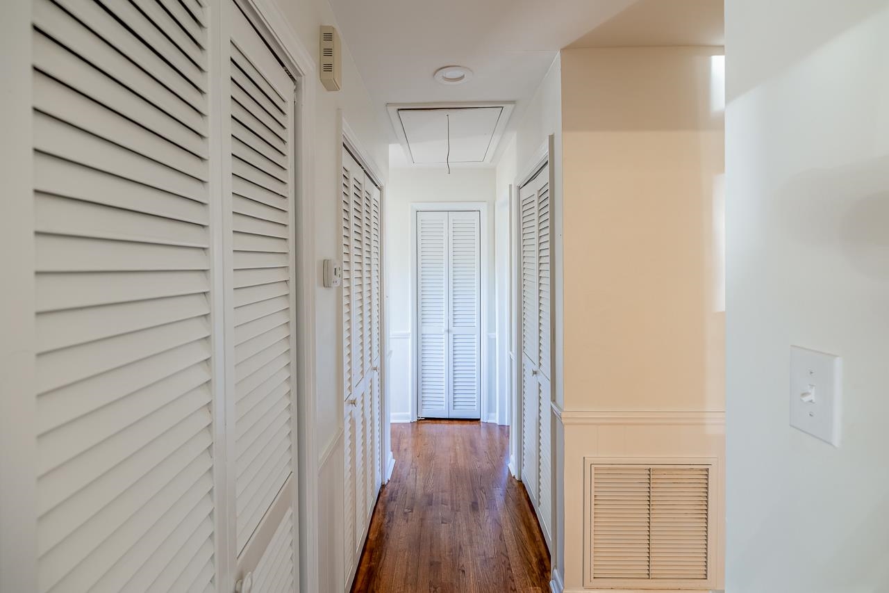 917 Beverly Drive Property Photo 6