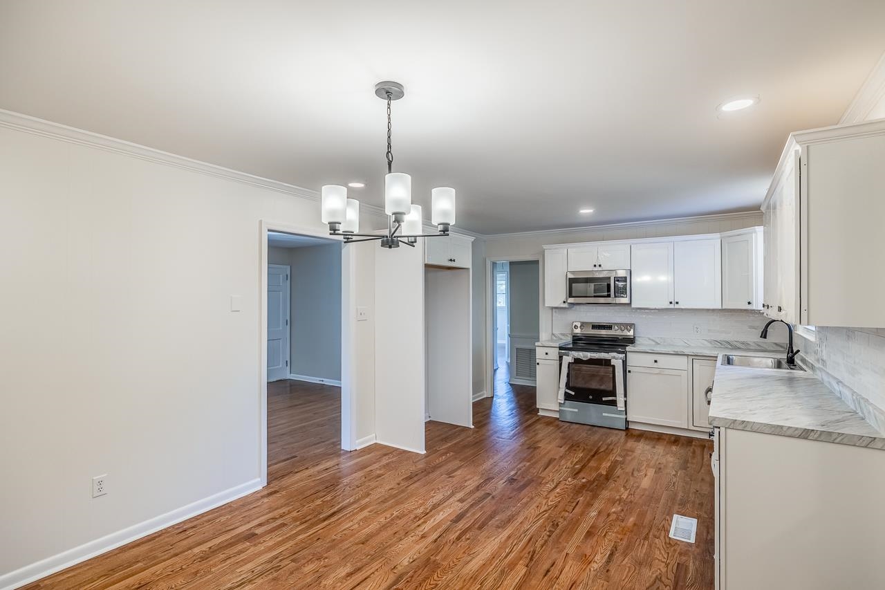 917 Beverly Drive Property Photo 11