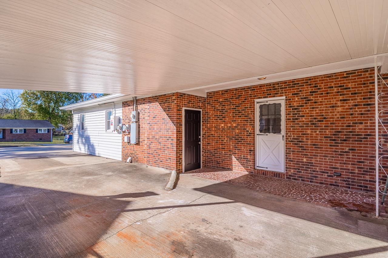 917 Beverly Drive Property Photo 23