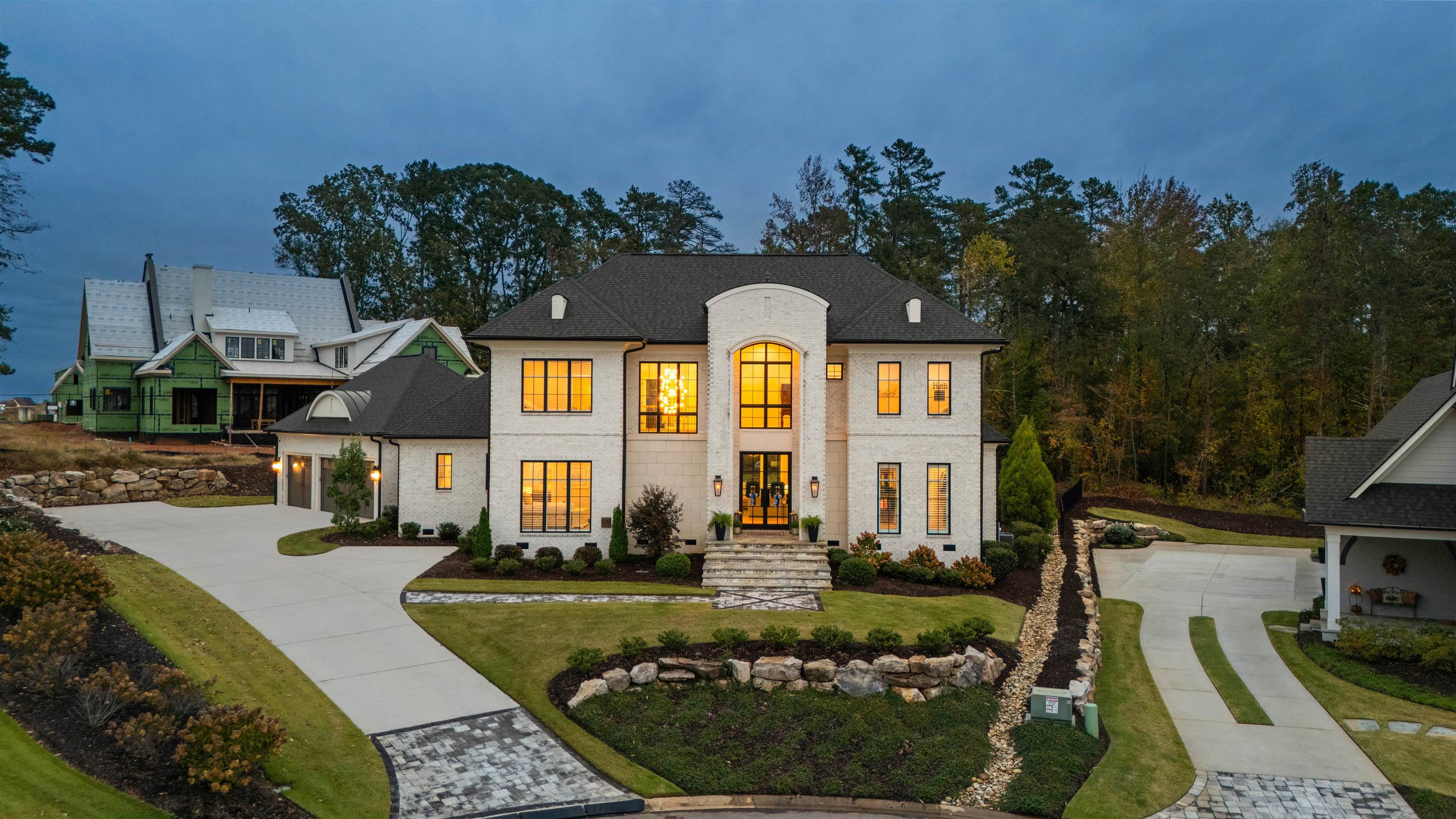 630 Rouen Court Property Photo 3