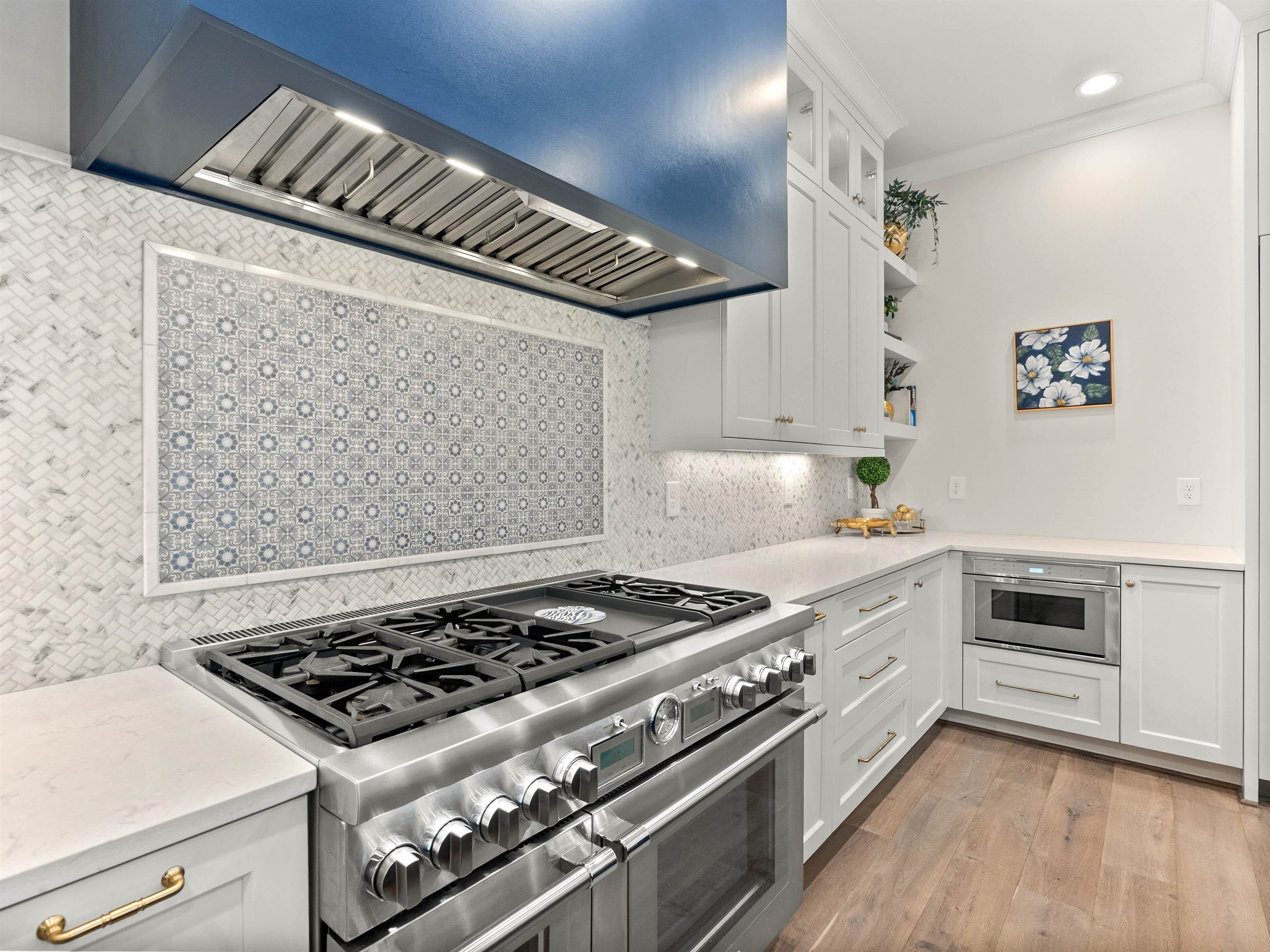 630 Rouen Court Property Photo 13