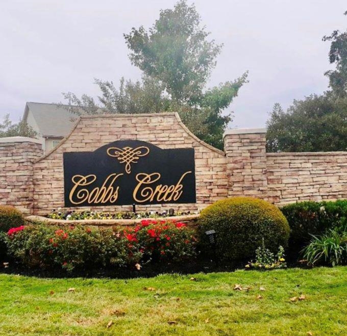 408 Sweeny Court Property Photo 2