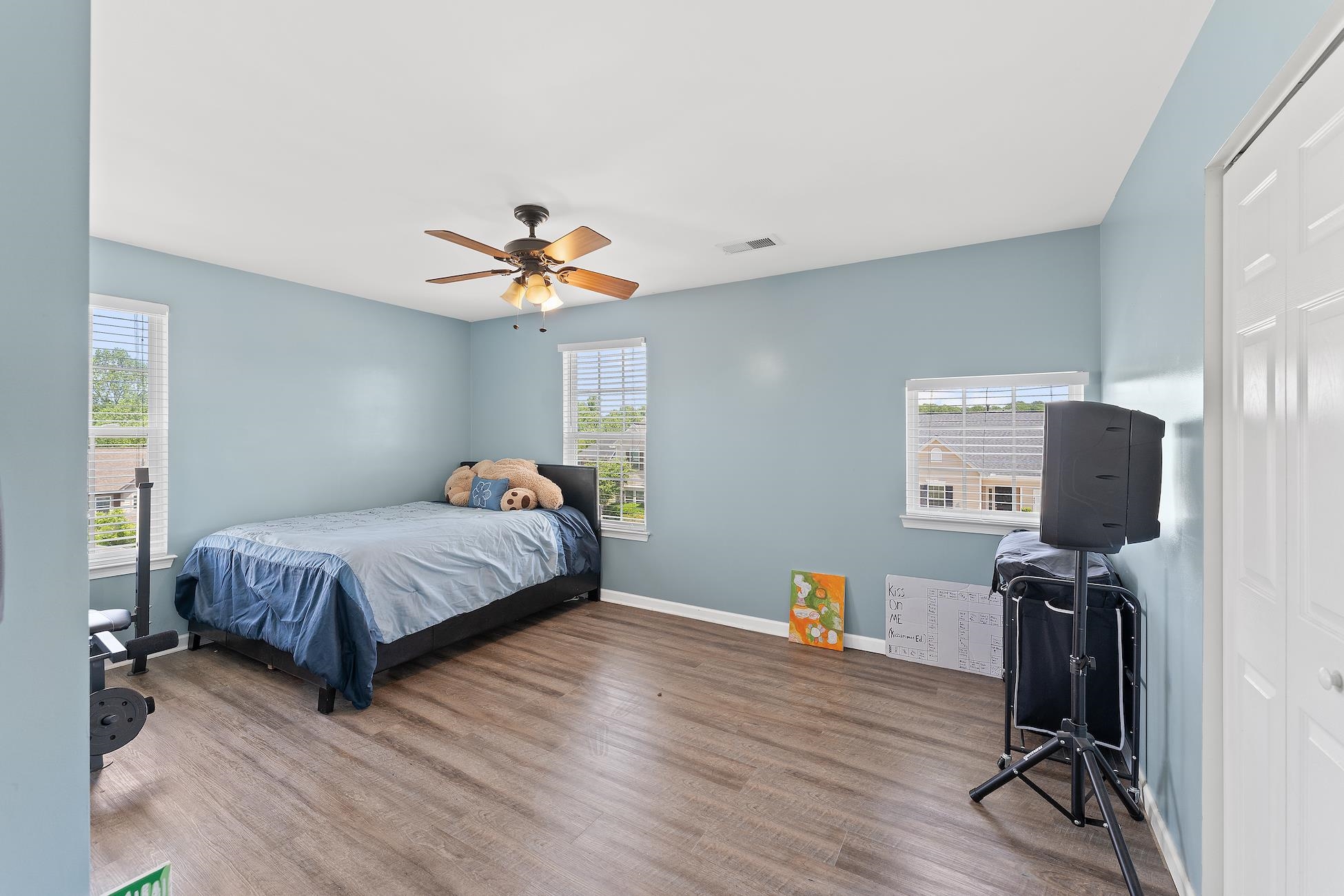 408 Sweeny Court Property Photo 14