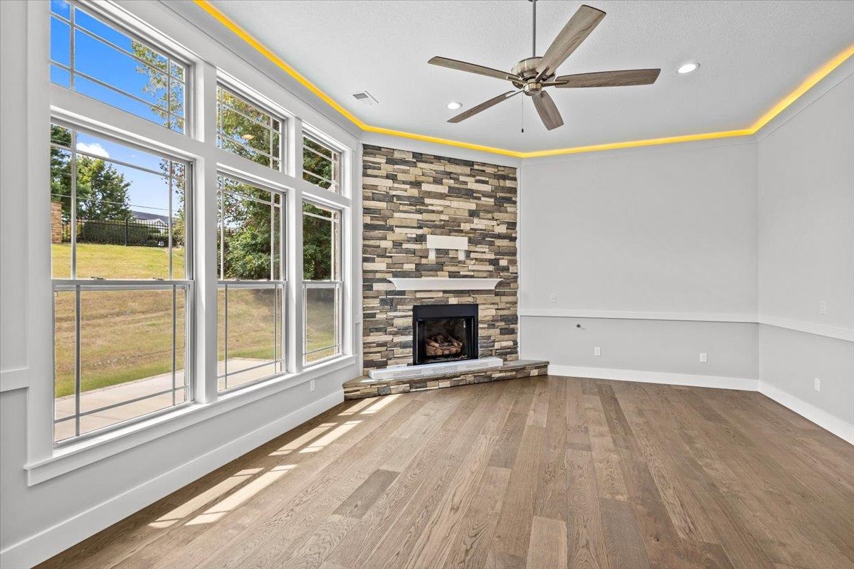 18 Double Crest Drive Property Photo 4