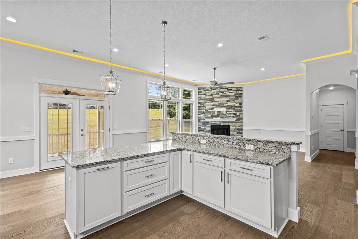 18 Double Crest Drive Property Photo 7