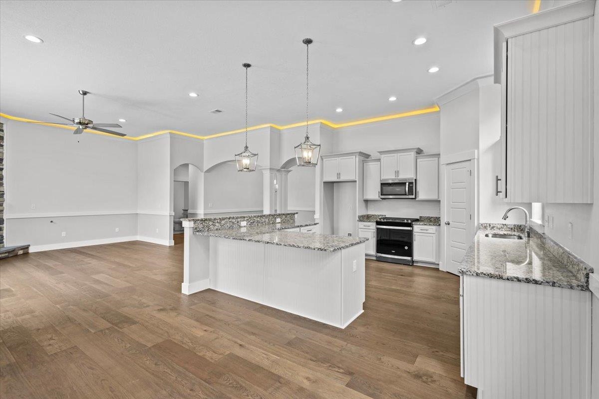 18 Double Crest Drive Property Photo 8