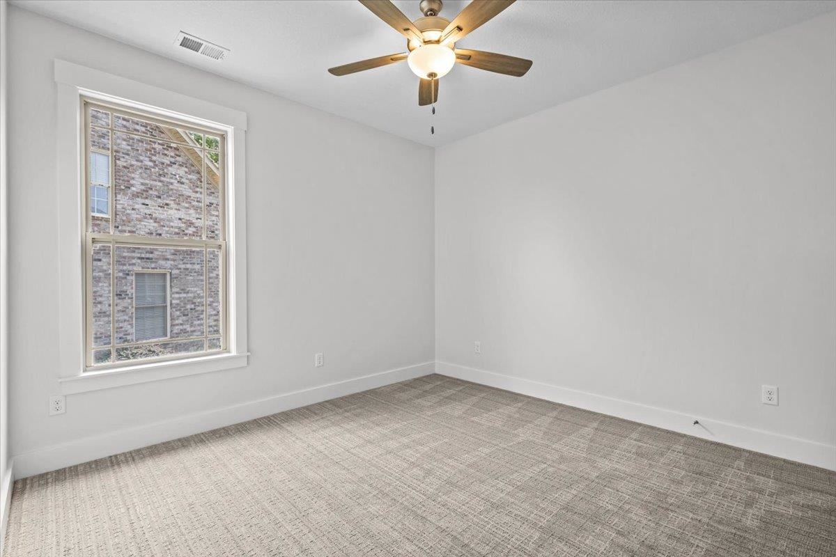 18 Double Crest Drive Property Photo 19