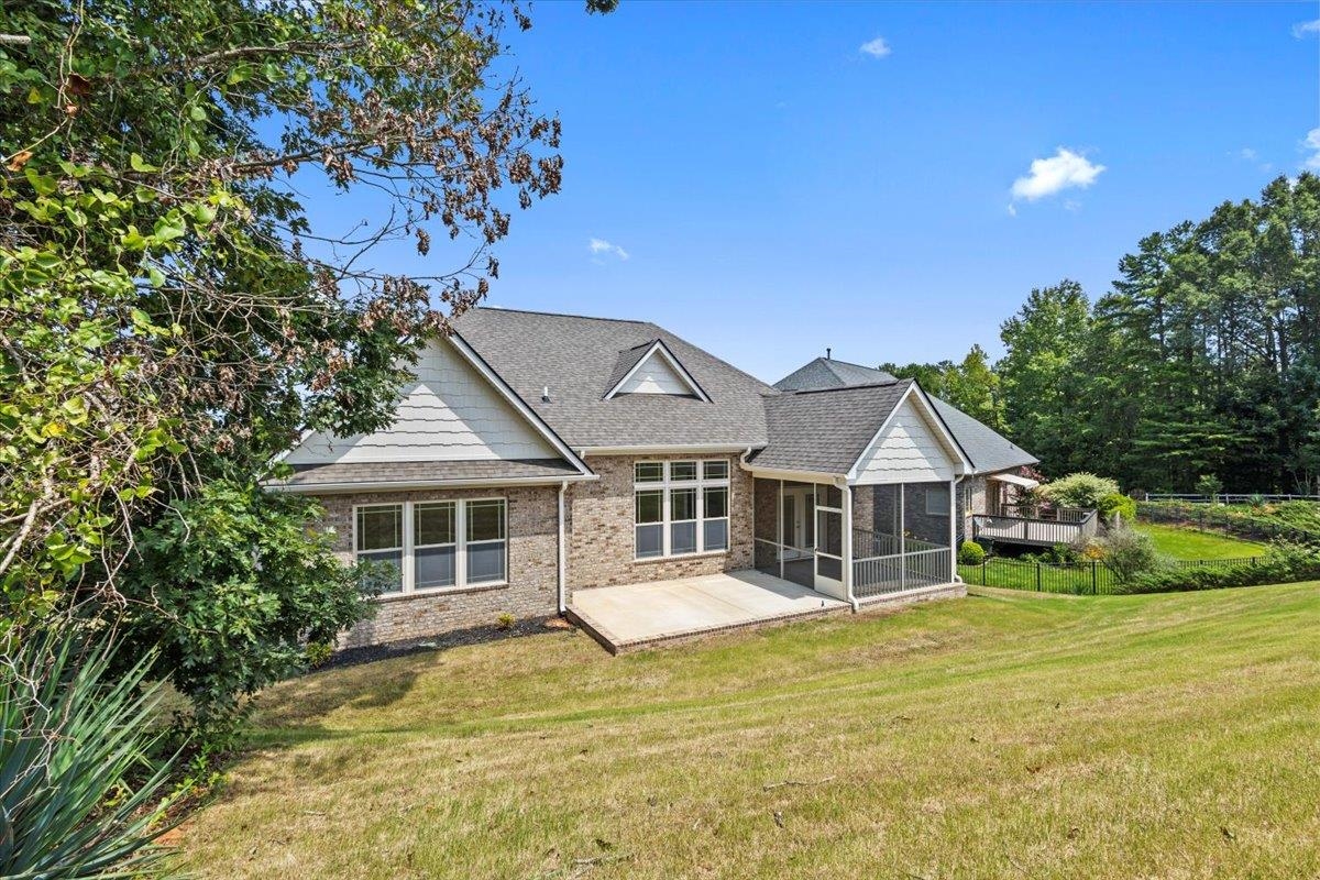 18 Double Crest Drive Property Photo 27