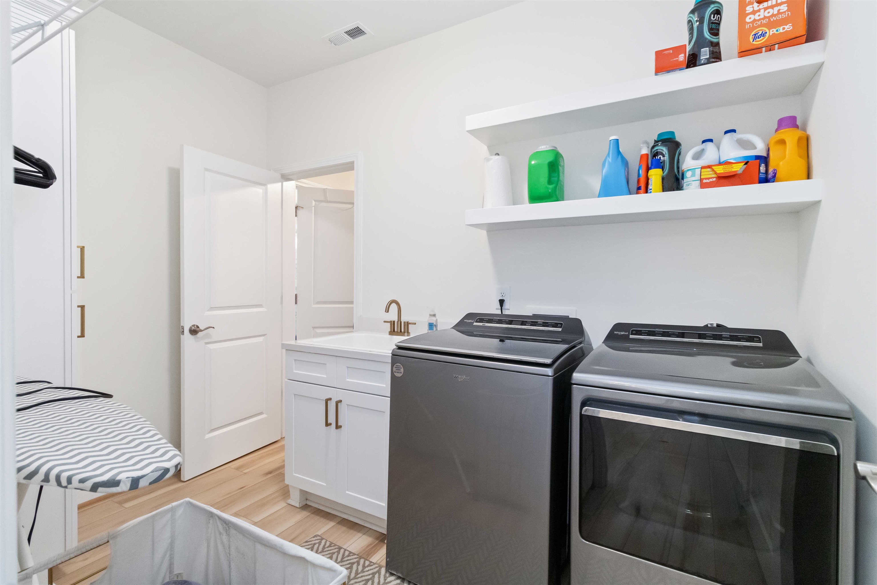 108 Cricket Ridge Court Property Photo 32