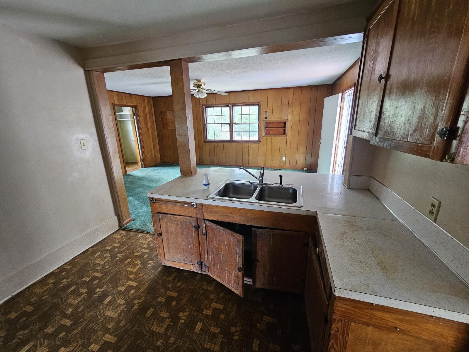 508 W Frederick Street Property Photo 4