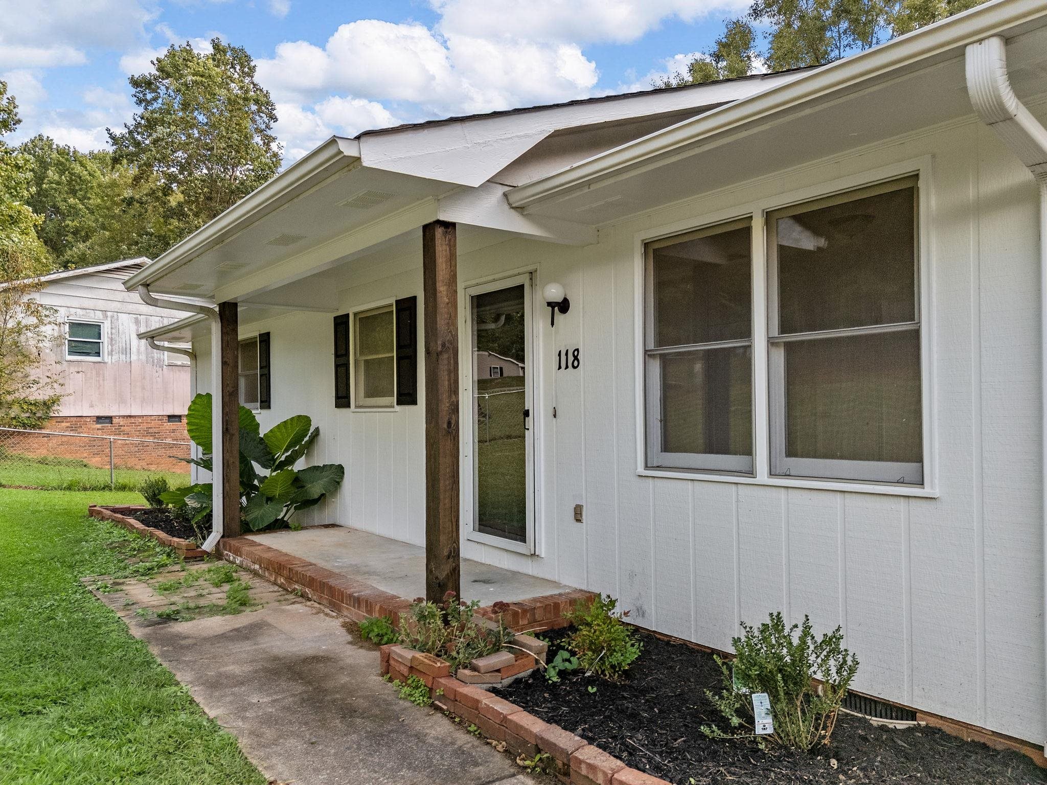 118 Cannon Circle Property Photo 4