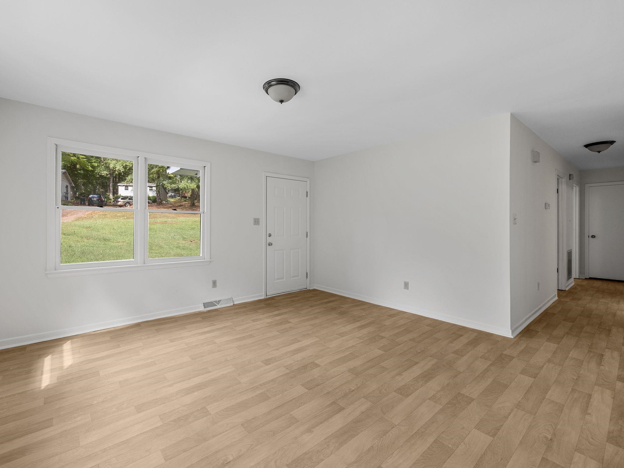 118 Cannon Circle Property Photo 8