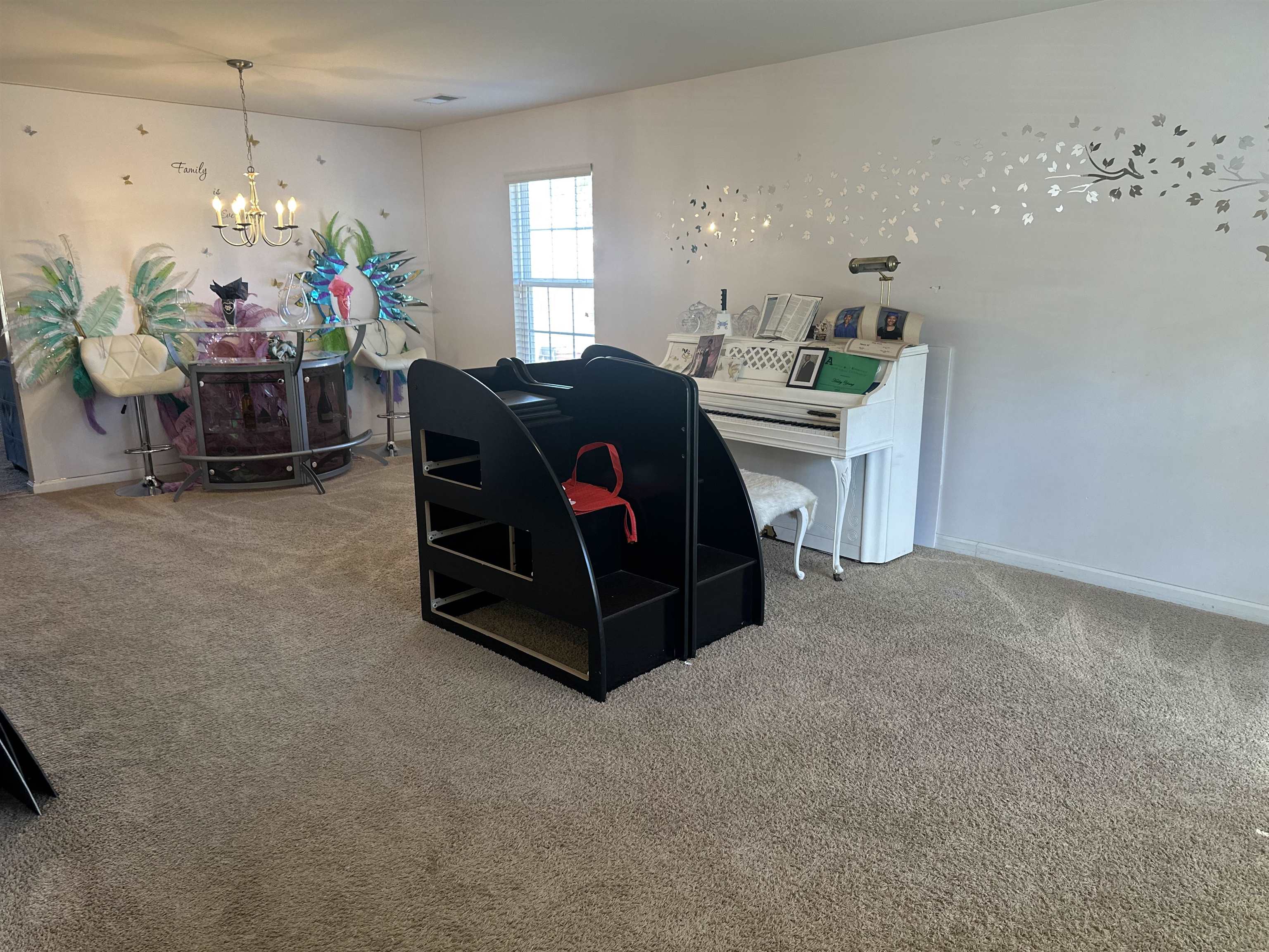 764 Markham Circle Property Photo 2