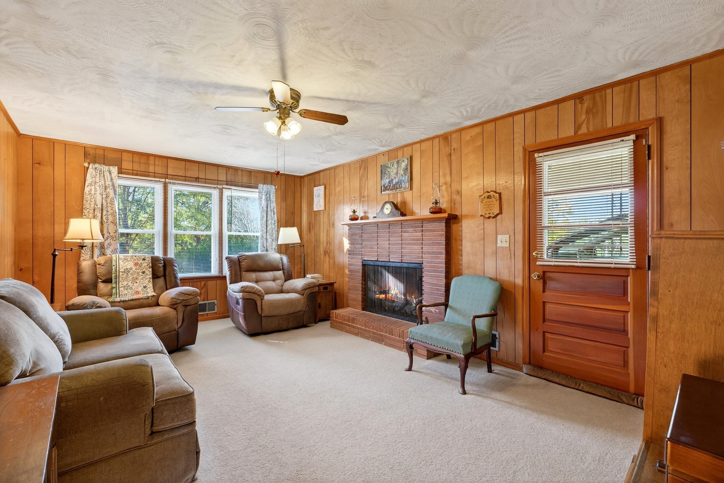 305 Misty Lane Property Photo 14