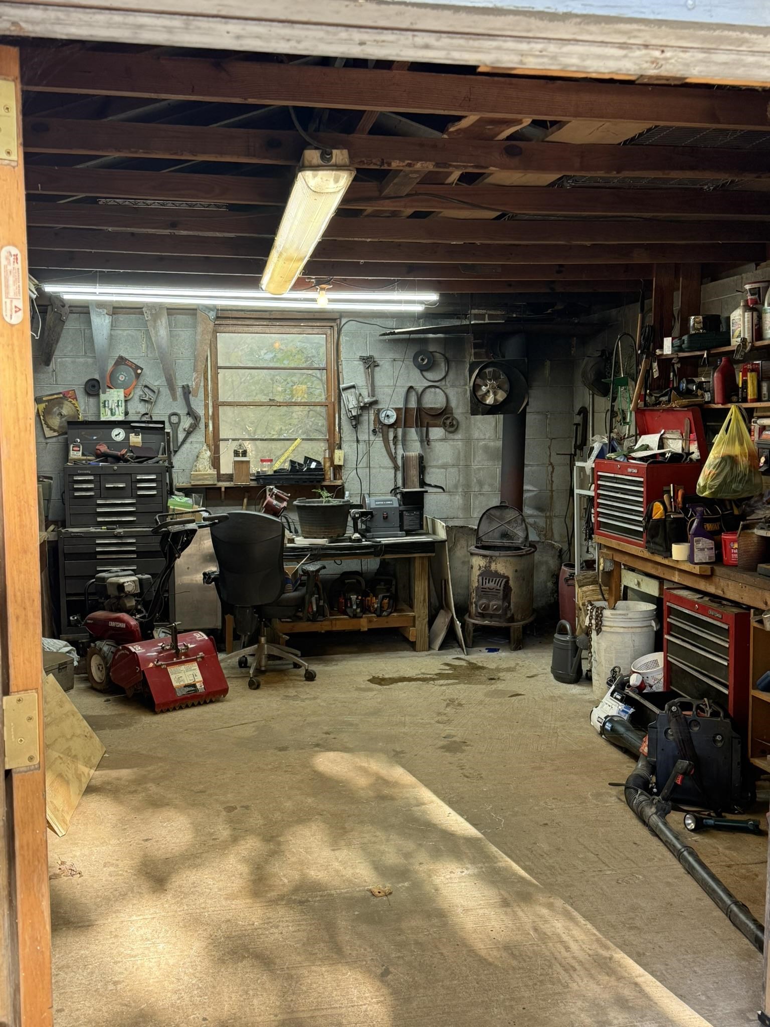 305 Misty Lane Property Photo 31