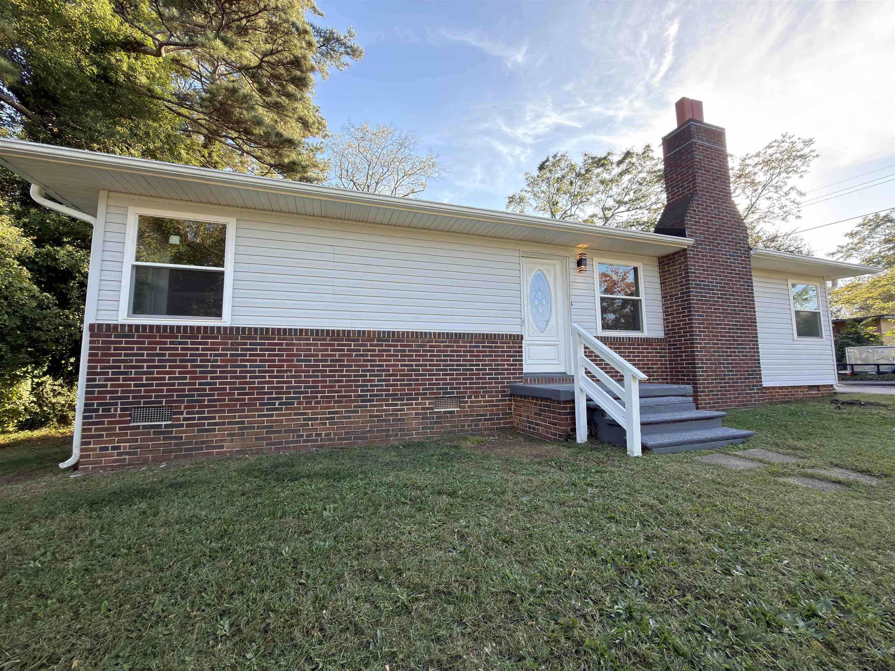 507 Crestwood Place Property Photo 2