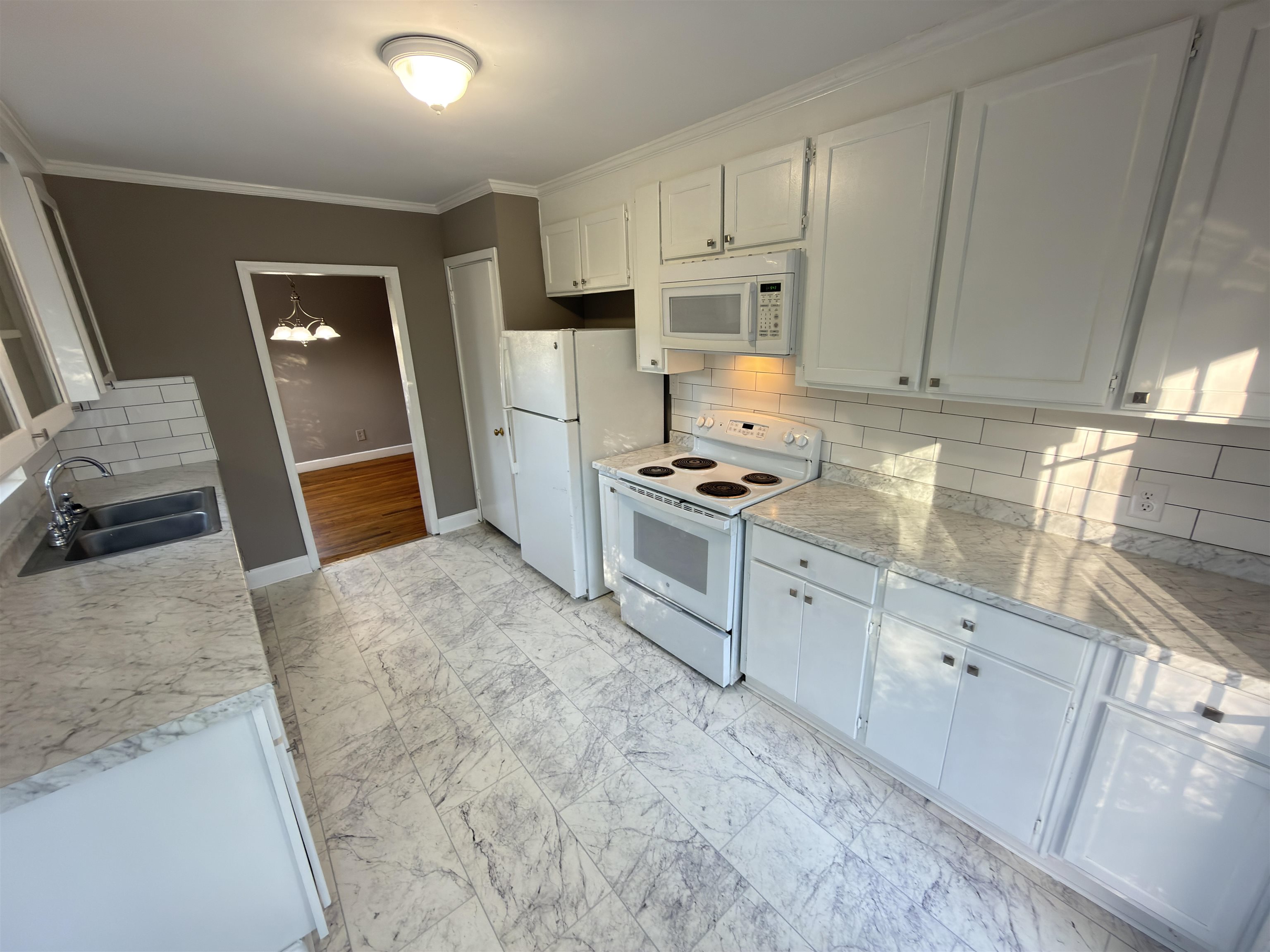 507 Crestwood Place Property Photo 9