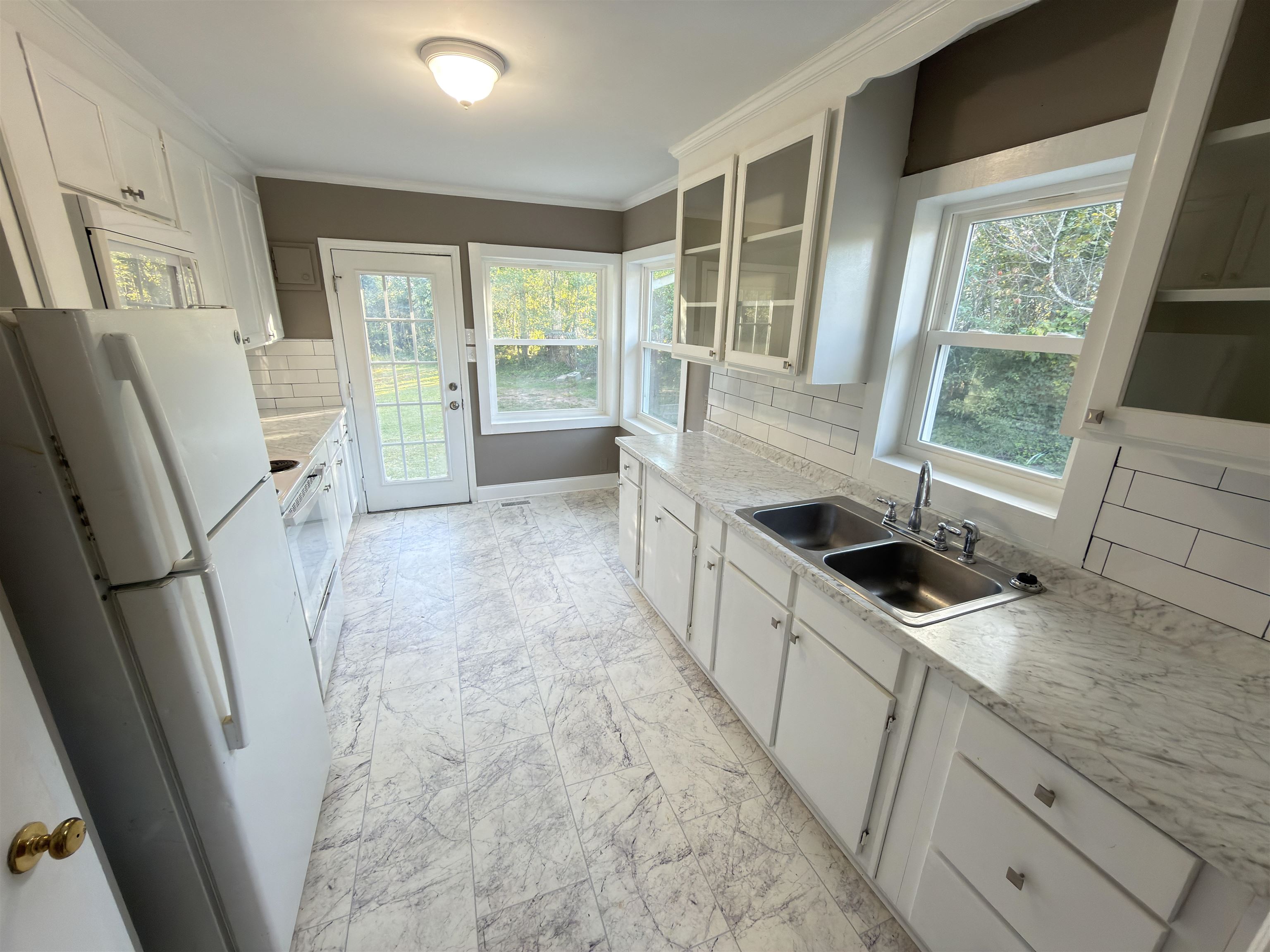 507 Crestwood Place Property Photo 11