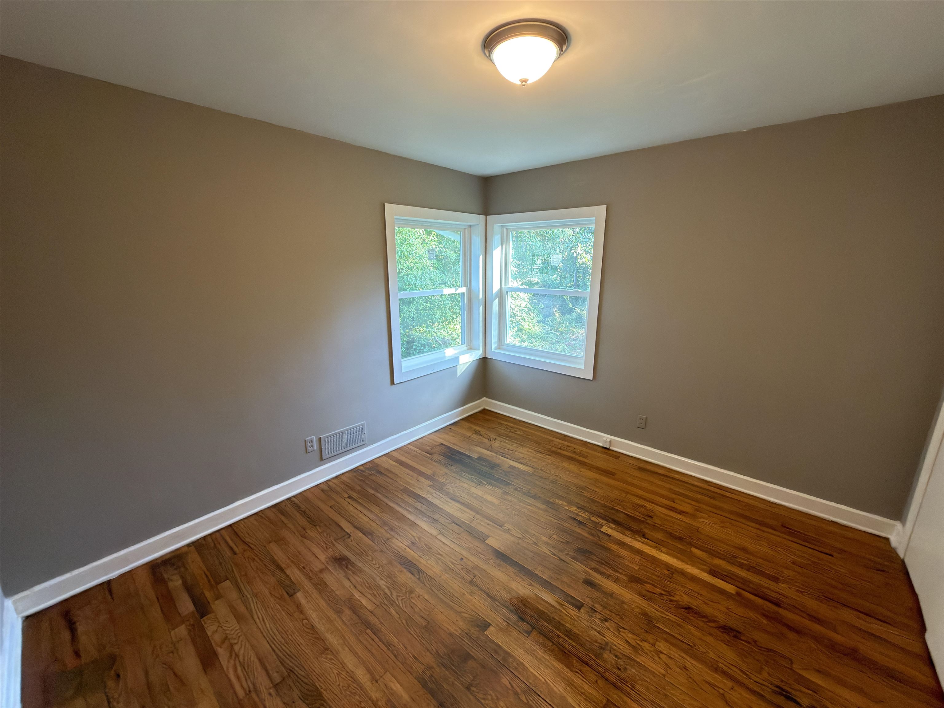 507 Crestwood Place Property Photo 26