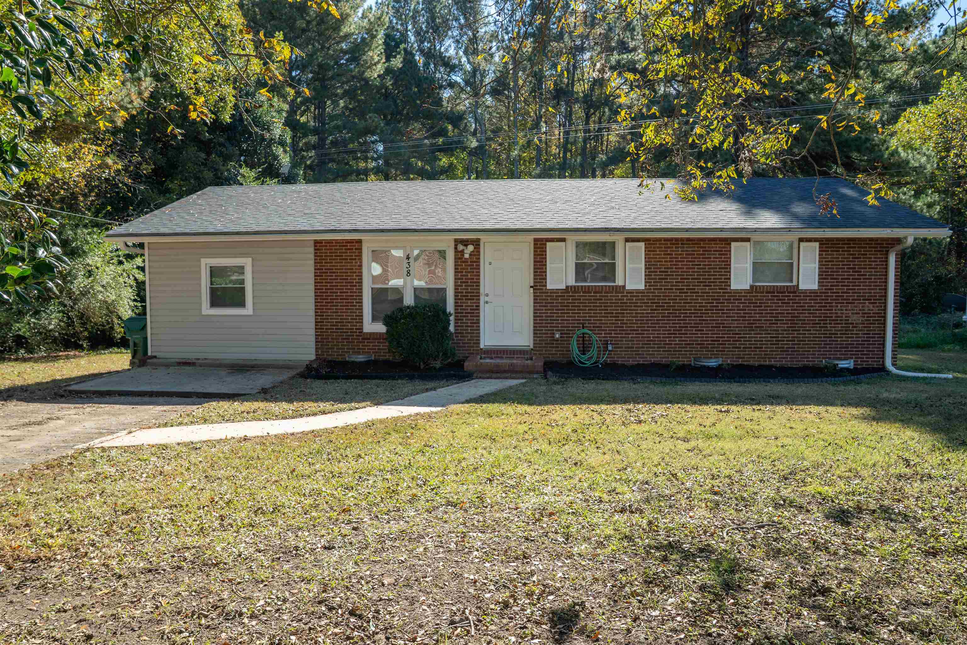 438 E Junior High Rd Property Photo 1