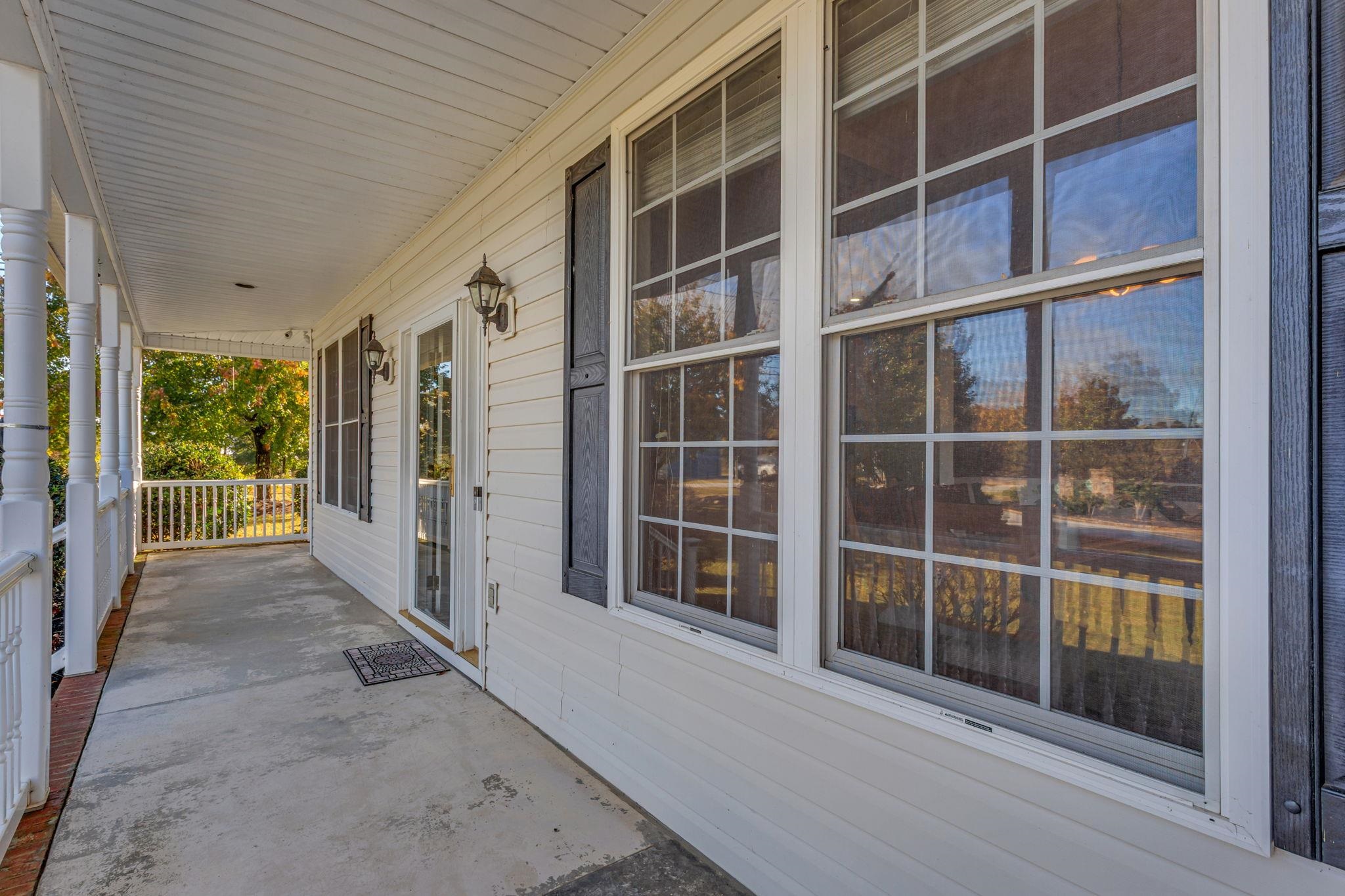 701 Brookdale Drive Property Photo 6