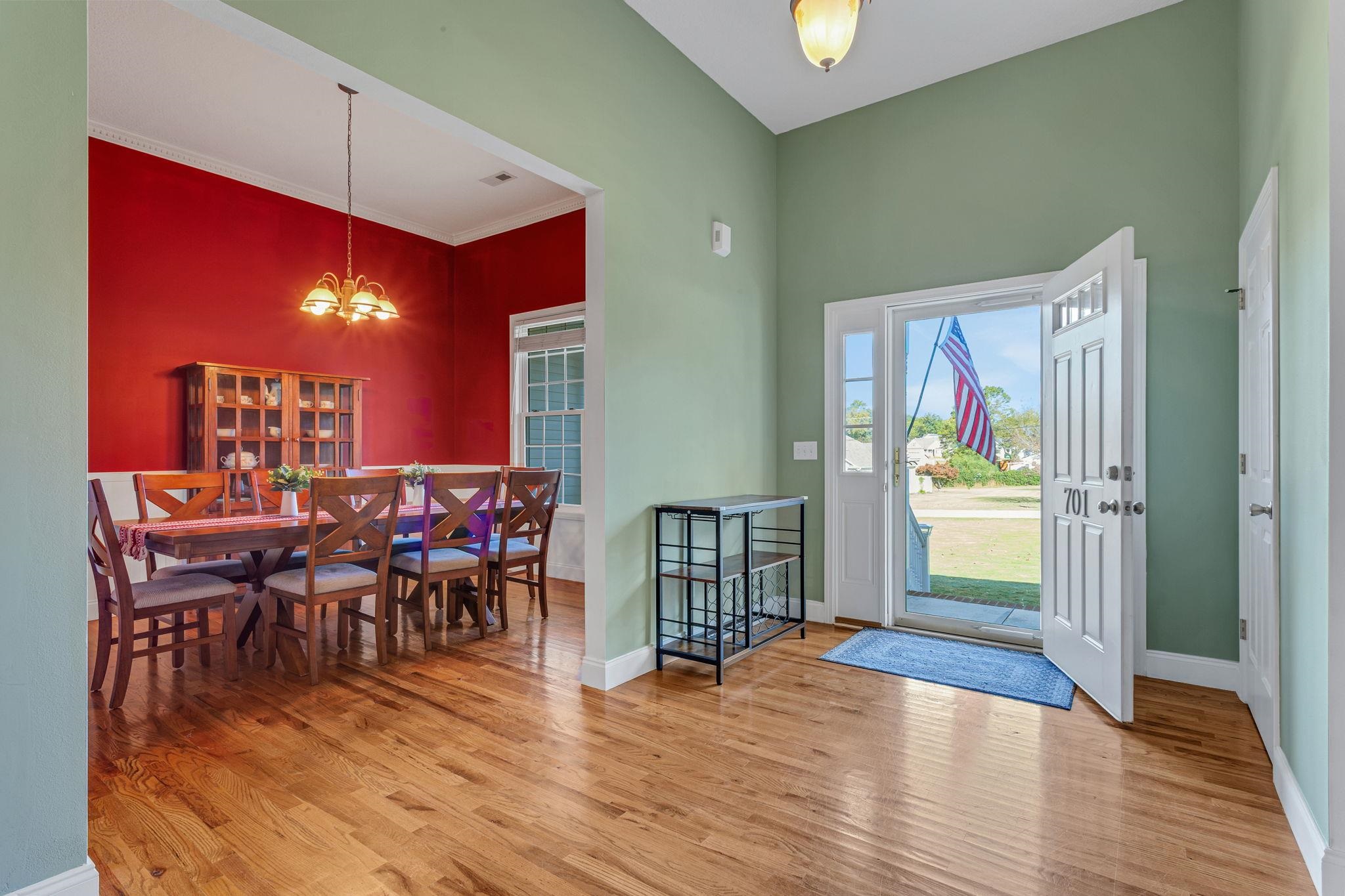 701 Brookdale Drive Property Photo 9