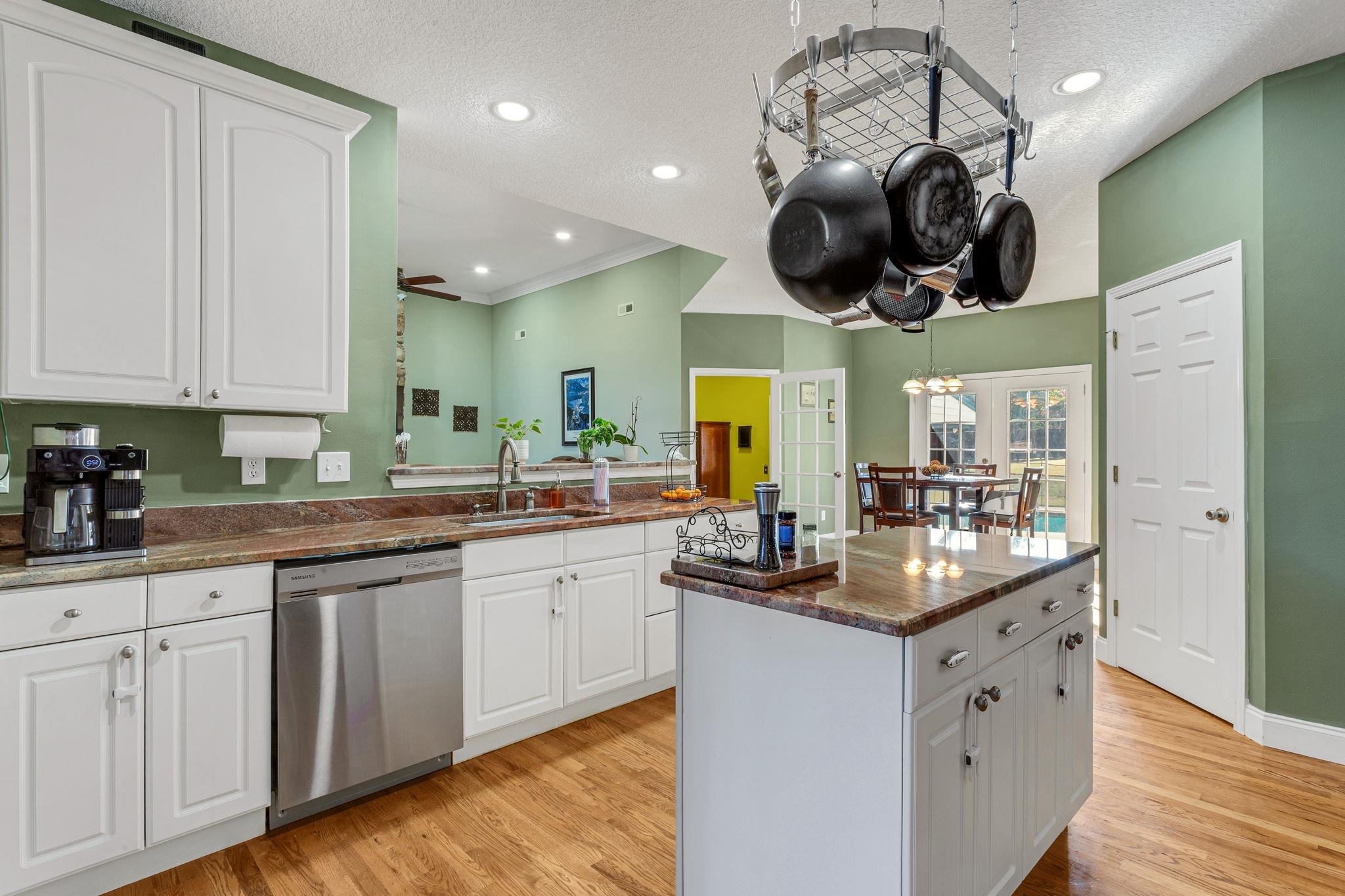 701 Brookdale Drive Property Photo 20