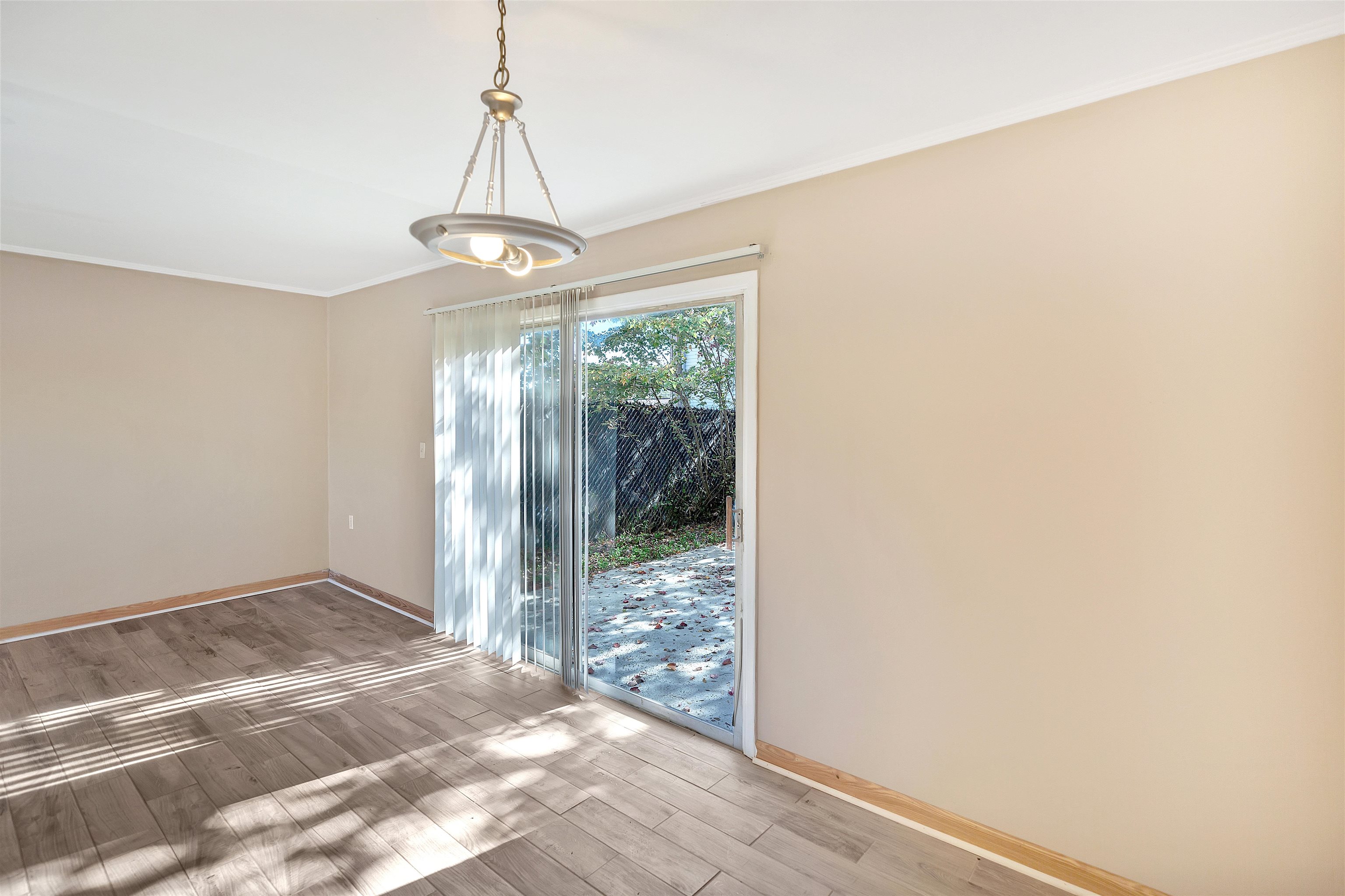 3706 E North Street Property Photo 6