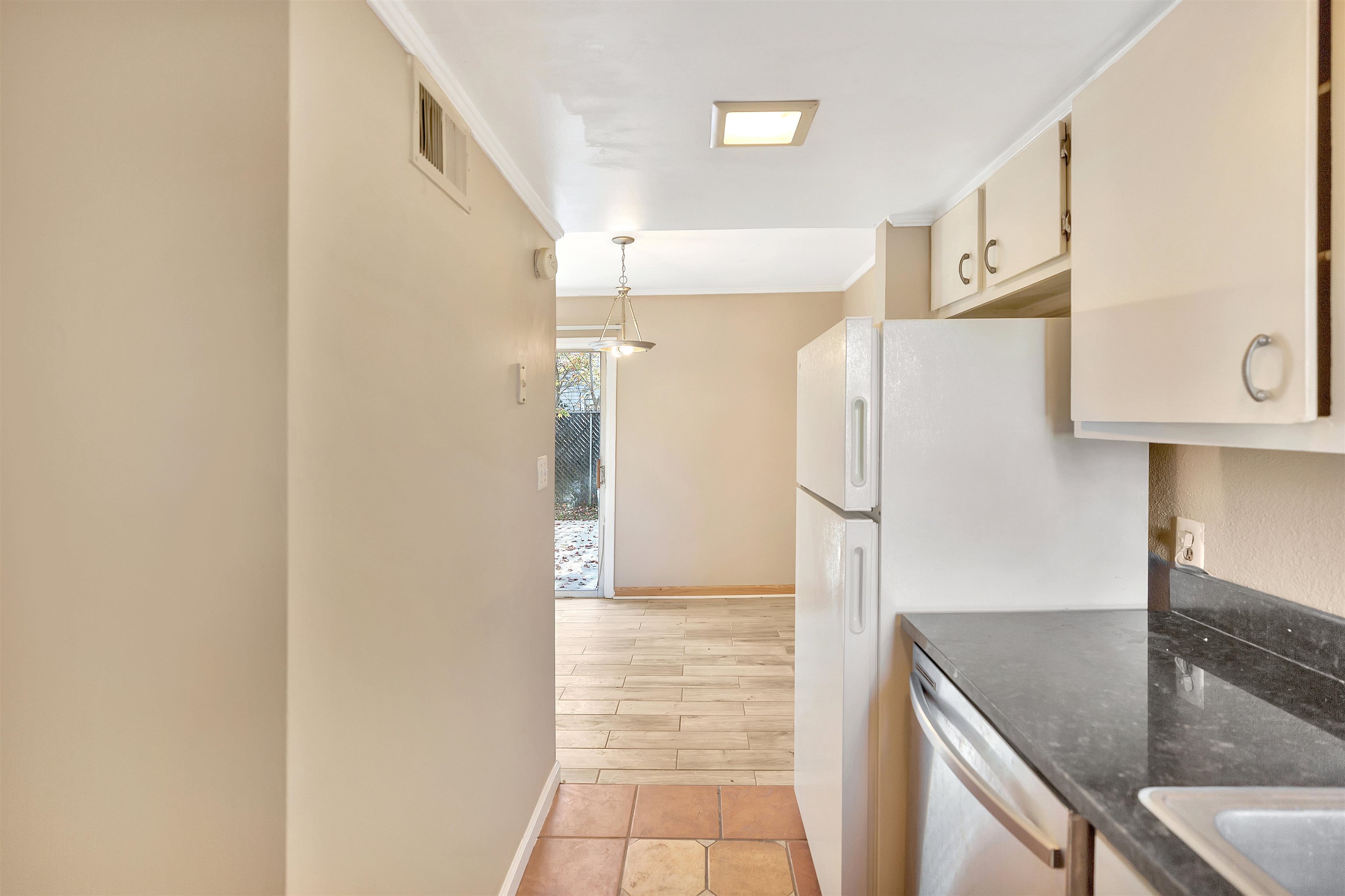 3706 E North Street Property Photo 10