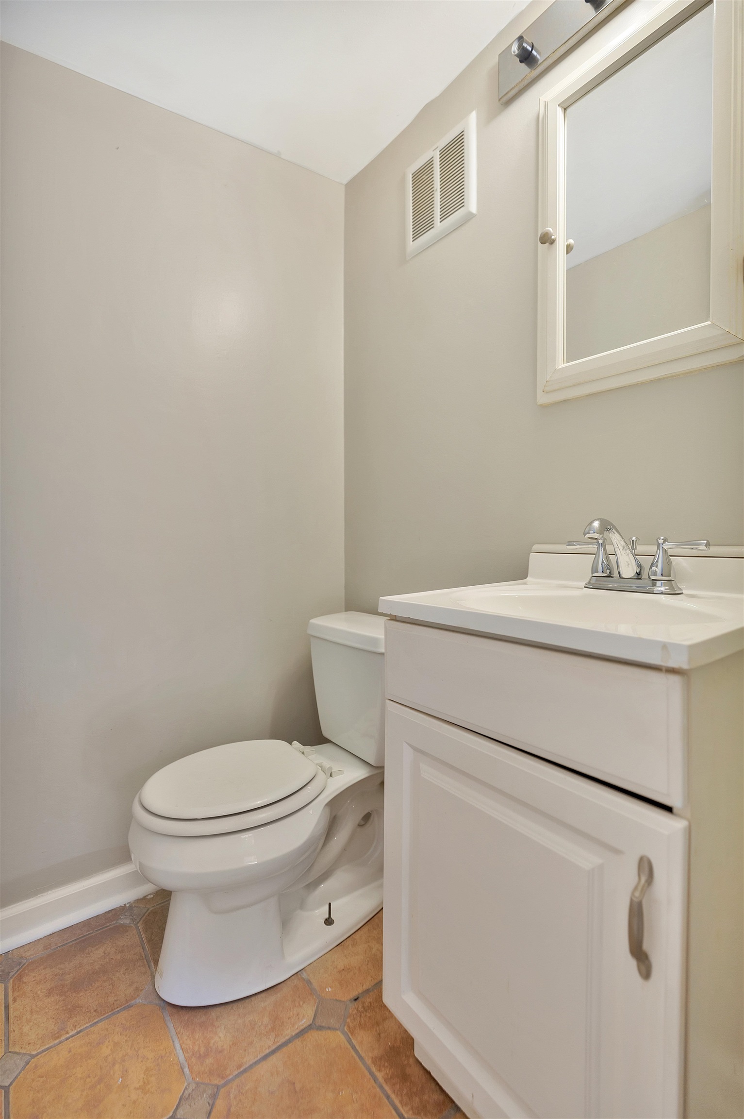 3706 E North Street Property Photo 14