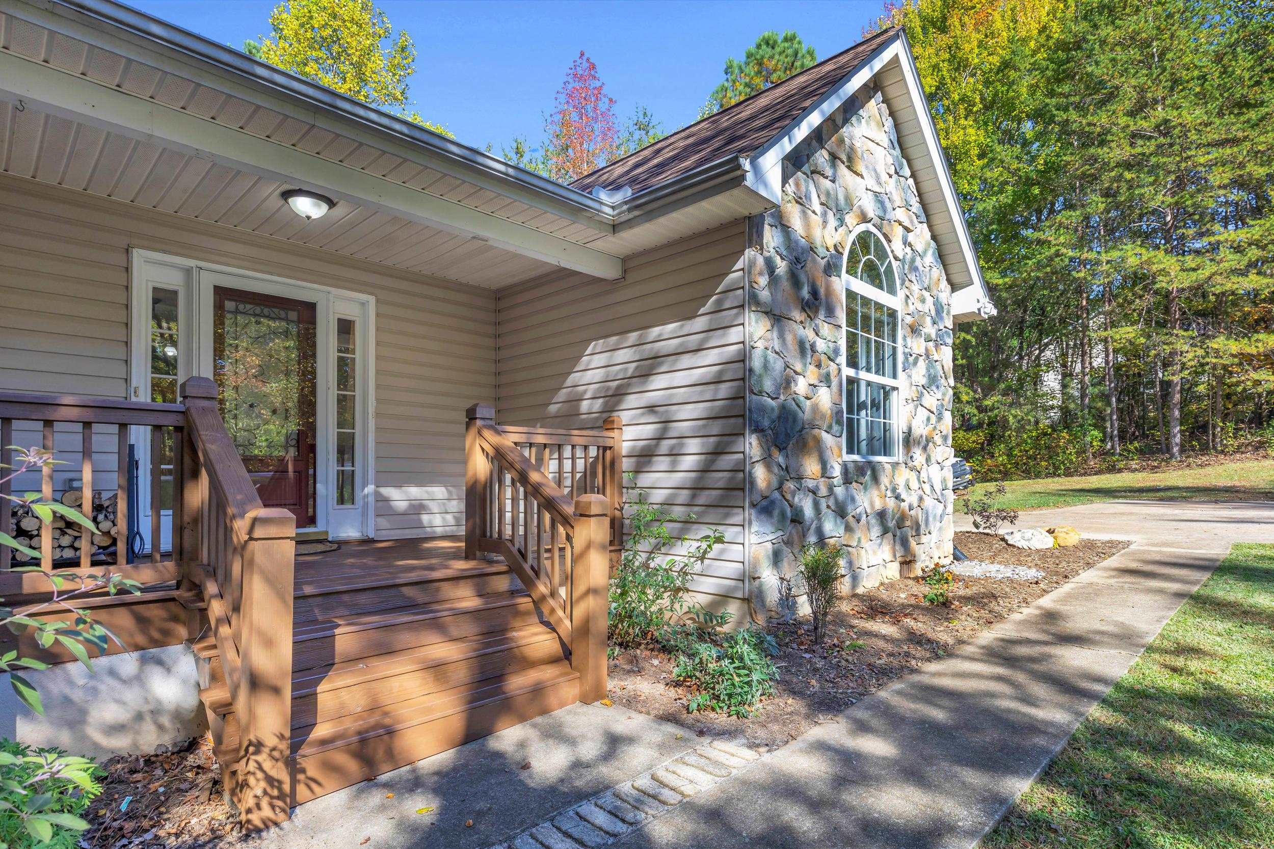 10 Oasis Court Property Photo 2