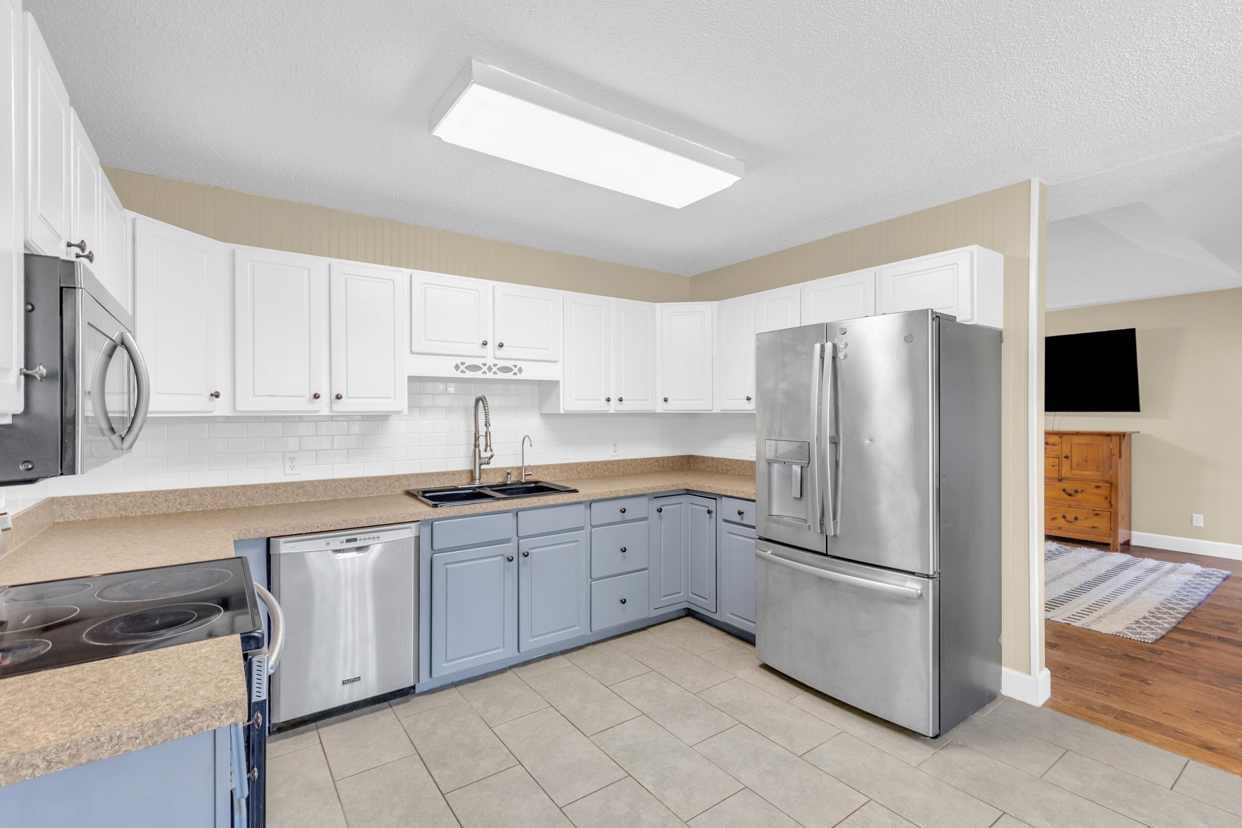 10 Oasis Court Property Photo 5