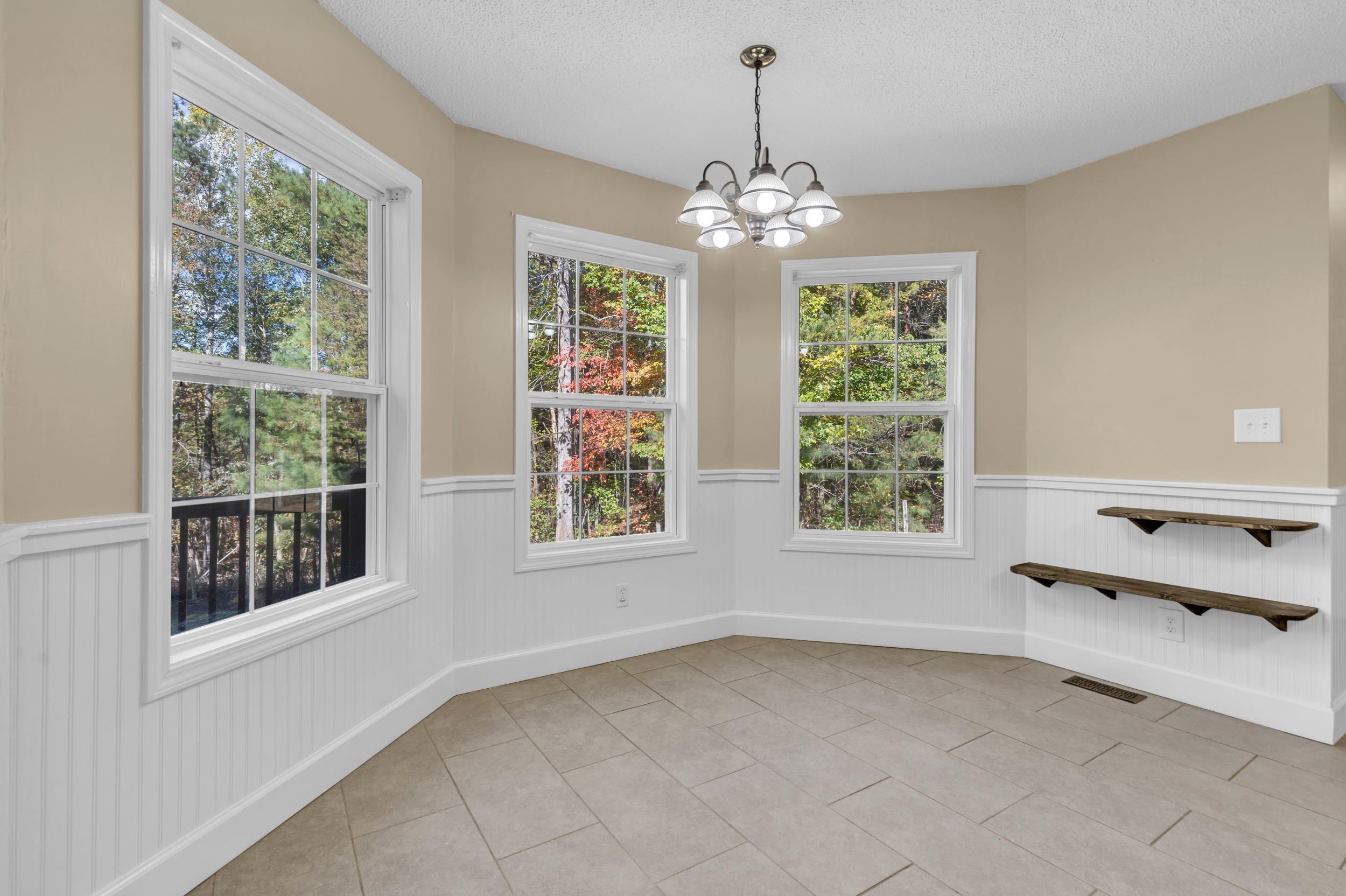 10 Oasis Court Property Photo 6