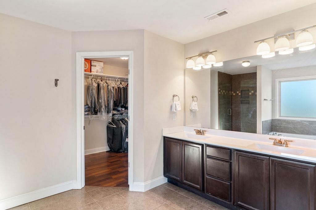 26 Fancy Lane Property Photo 22