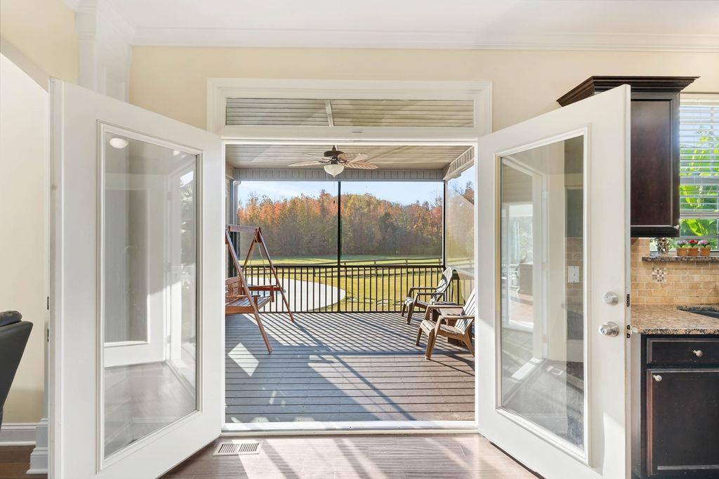 26 Fancy Lane Property Photo 29