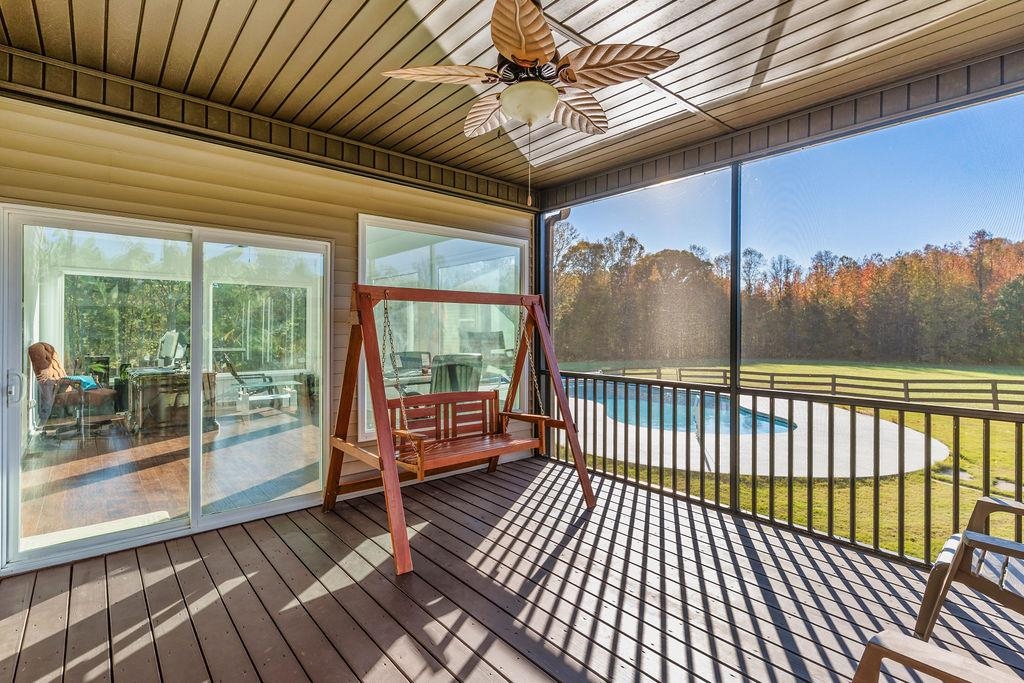 26 Fancy Lane Property Photo 31