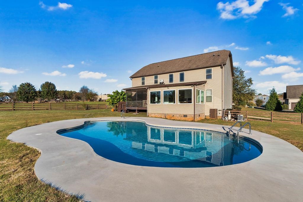 26 Fancy Lane Property Photo 35